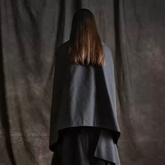 ILNya Nieternite Nifutur Mini Houndstooth Peak Lapel Slit Cape Coat