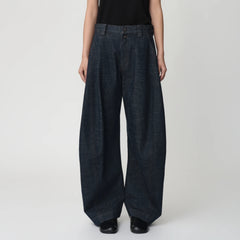 OPICLOTH Classic Indigo Curved-Leg Jeans