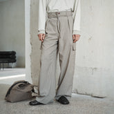 GONGHE REPUB Modern Pleated Checkered Wide-Leg Trousers