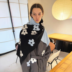 MIICHOUS Floral Jacquard Contrast Scarf