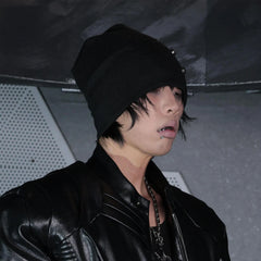 SSIN7 Cross Rivet Beanie