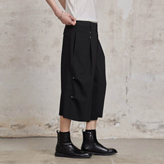 FACEONLAB Retro Pleated Raw-Edge Shorts