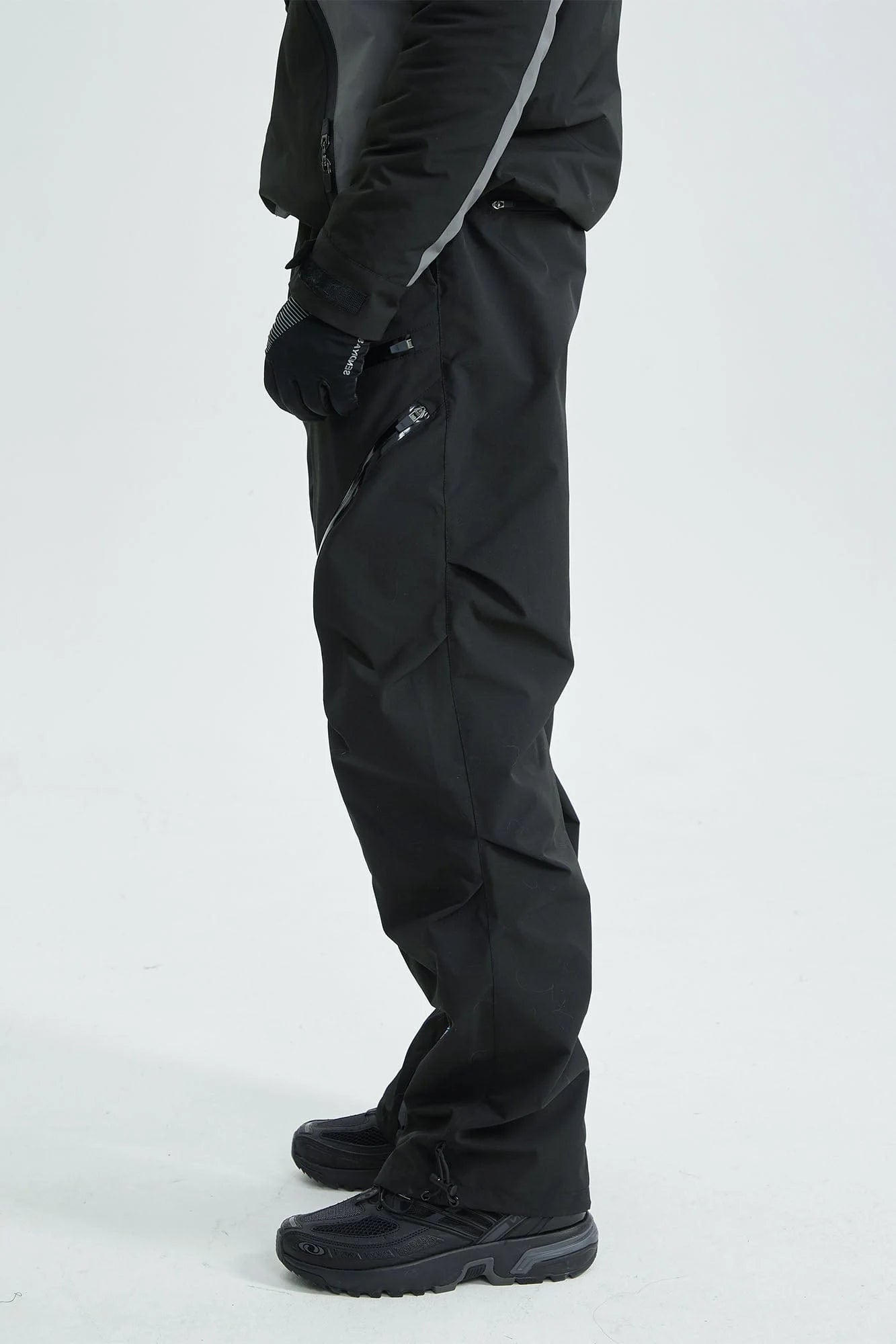 SILENSTORM Arc-Zip Crinkled Water-Repellent Utility Pants