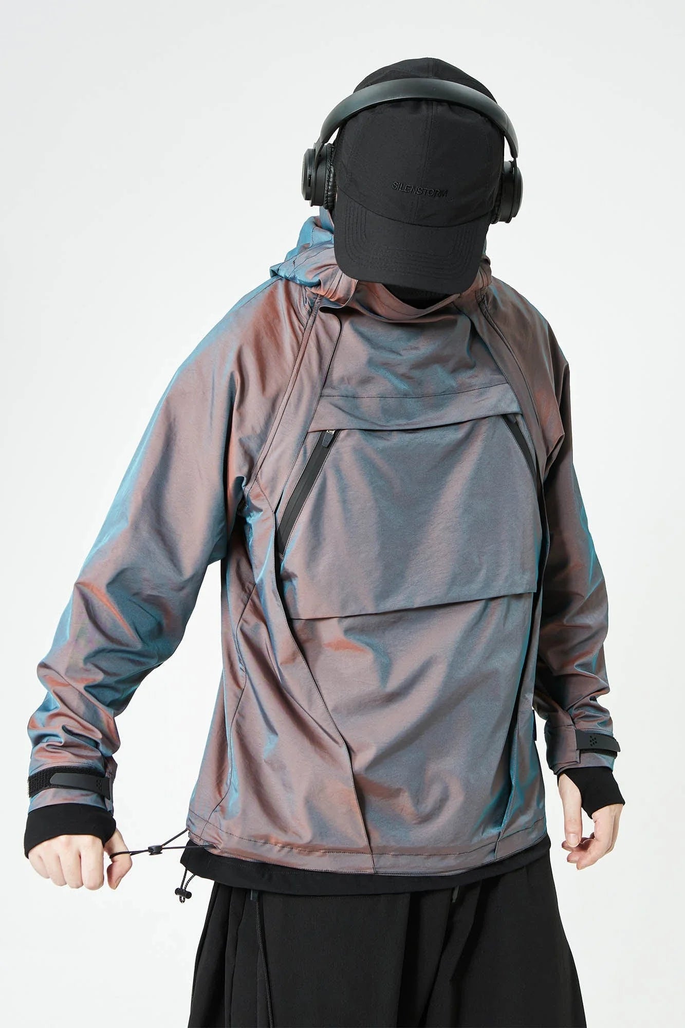 SILENSTORM Gradient Hooded Pullover Windbreaker