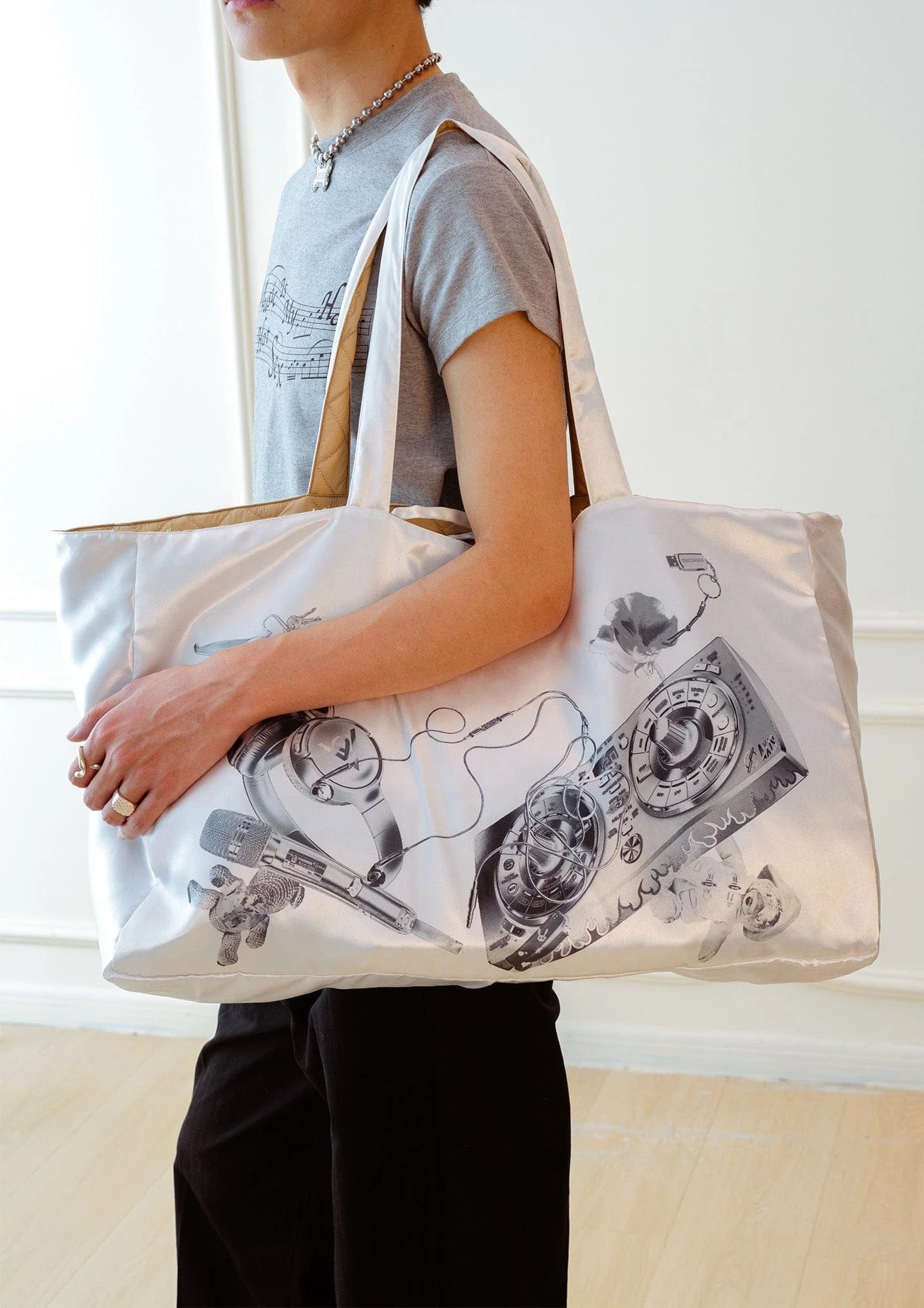 KADAKADA x AXIS Dual-Persona Graphic Reversible Tote Bag