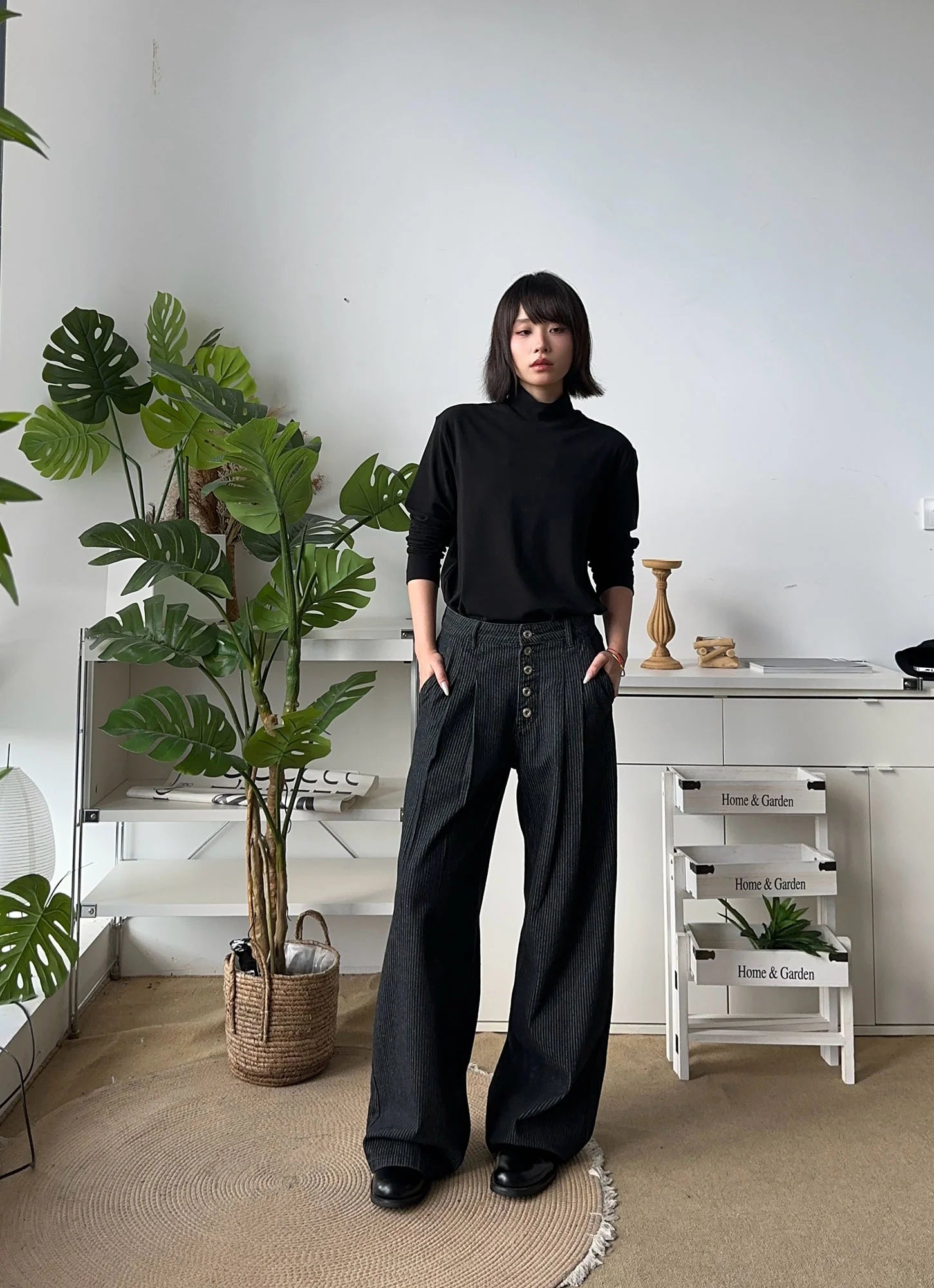 OKAYTHXBYE Classic Pleated Wide-Leg Jeans