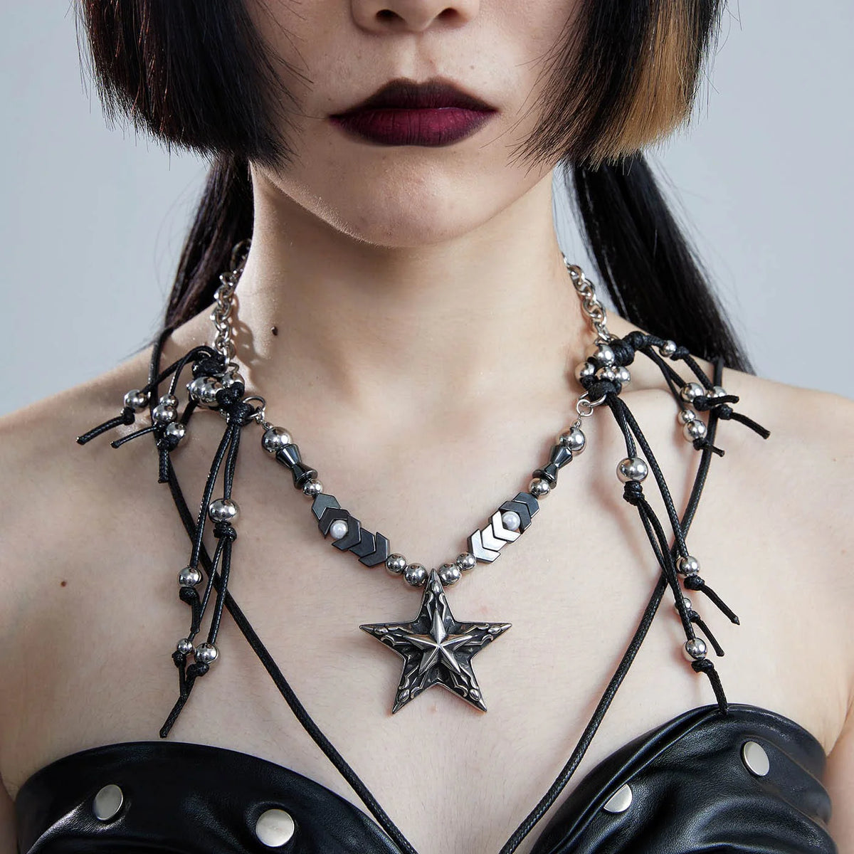 ILLUSORY Mechanical Pentagram Beaded Necklace
