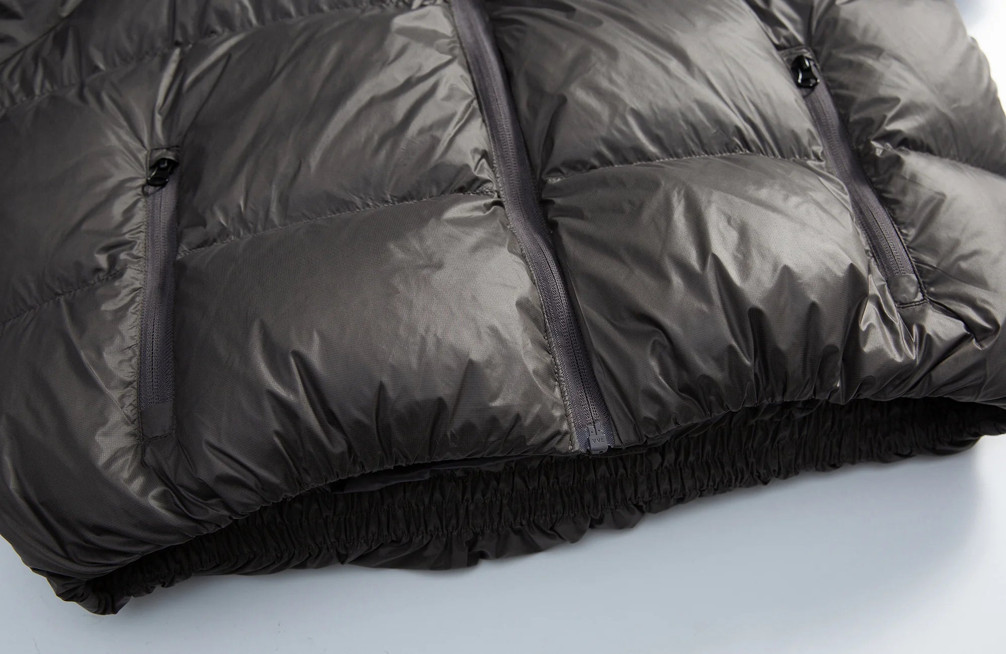 7440 37 1 Drawstring Hooded Thickened Down Puffer