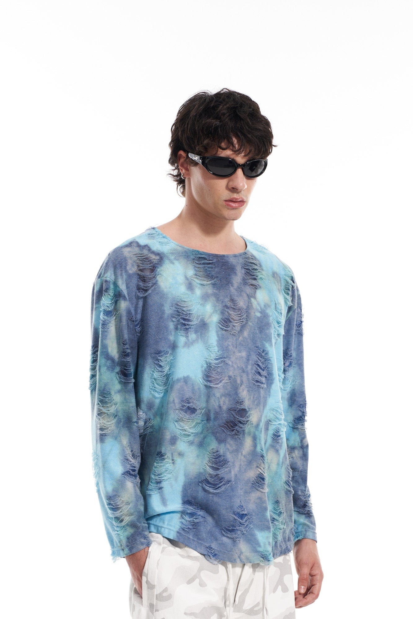 VANN VALRENCE Distressed Gradient Tie-Dye Long-Sleeve Tee