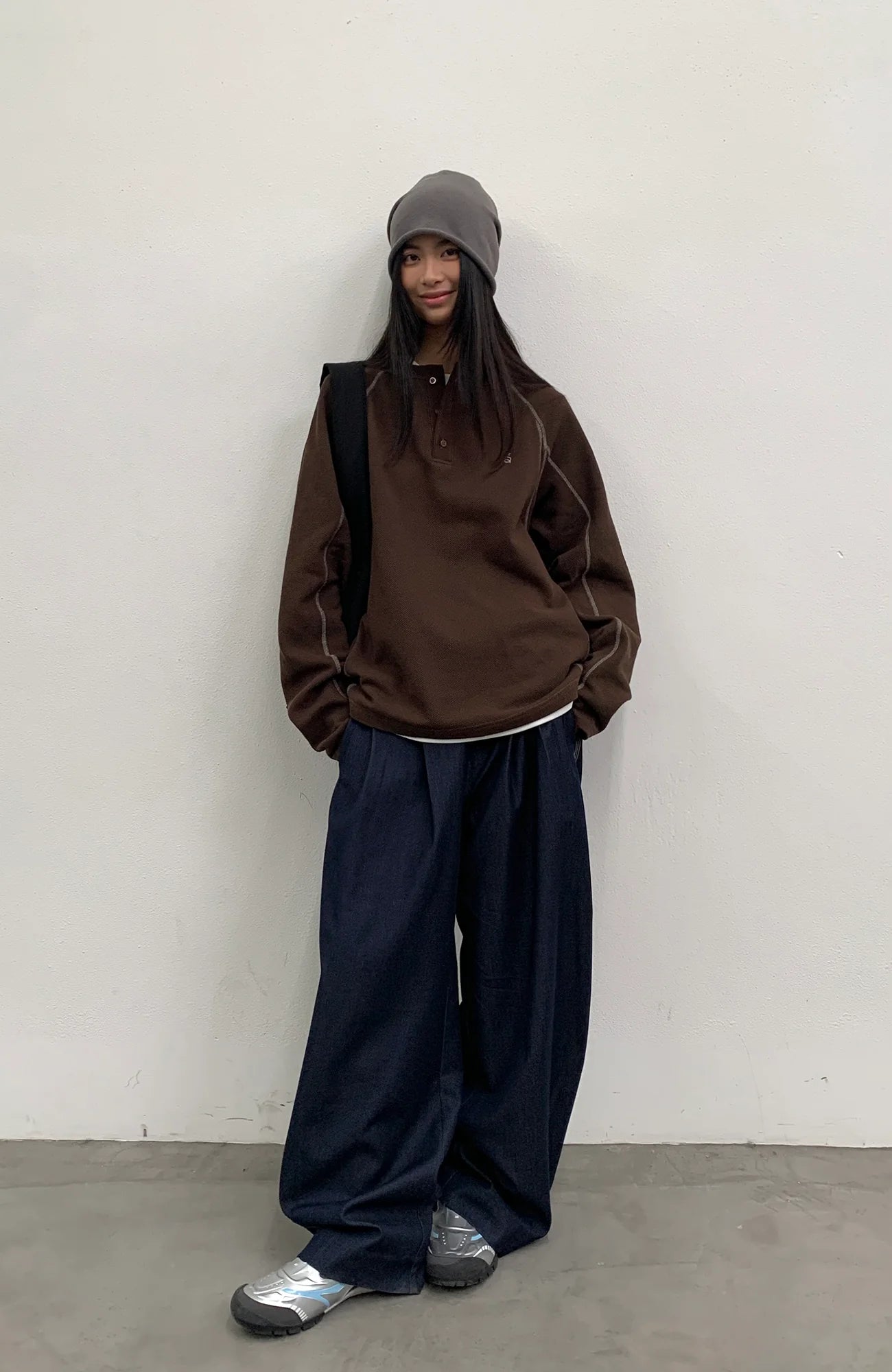 ROARINGWILD A ARCH Embroidered LOGO Draped Oversized Pants