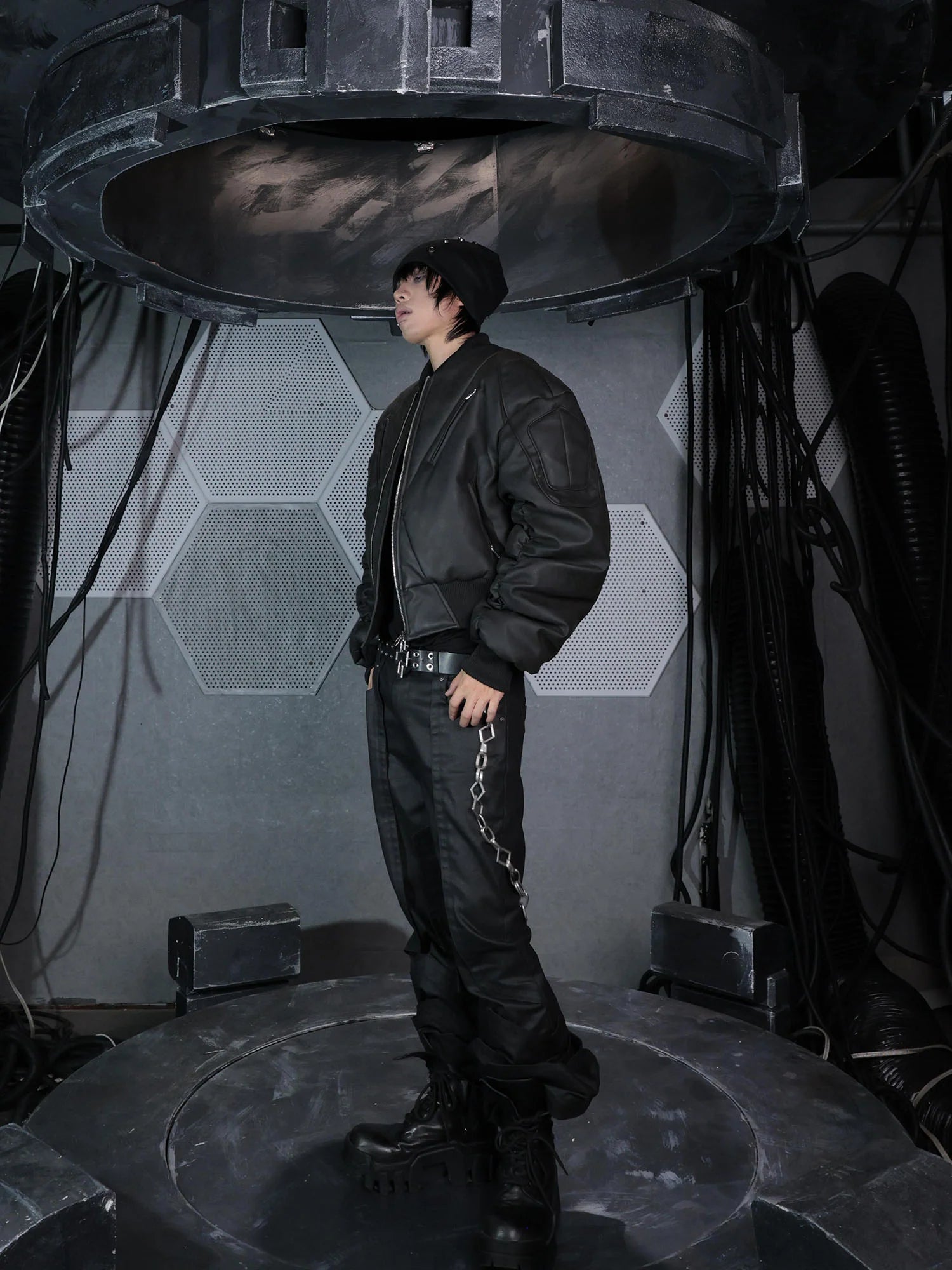 SSIN7 Panel-Structured Bomber Jacket