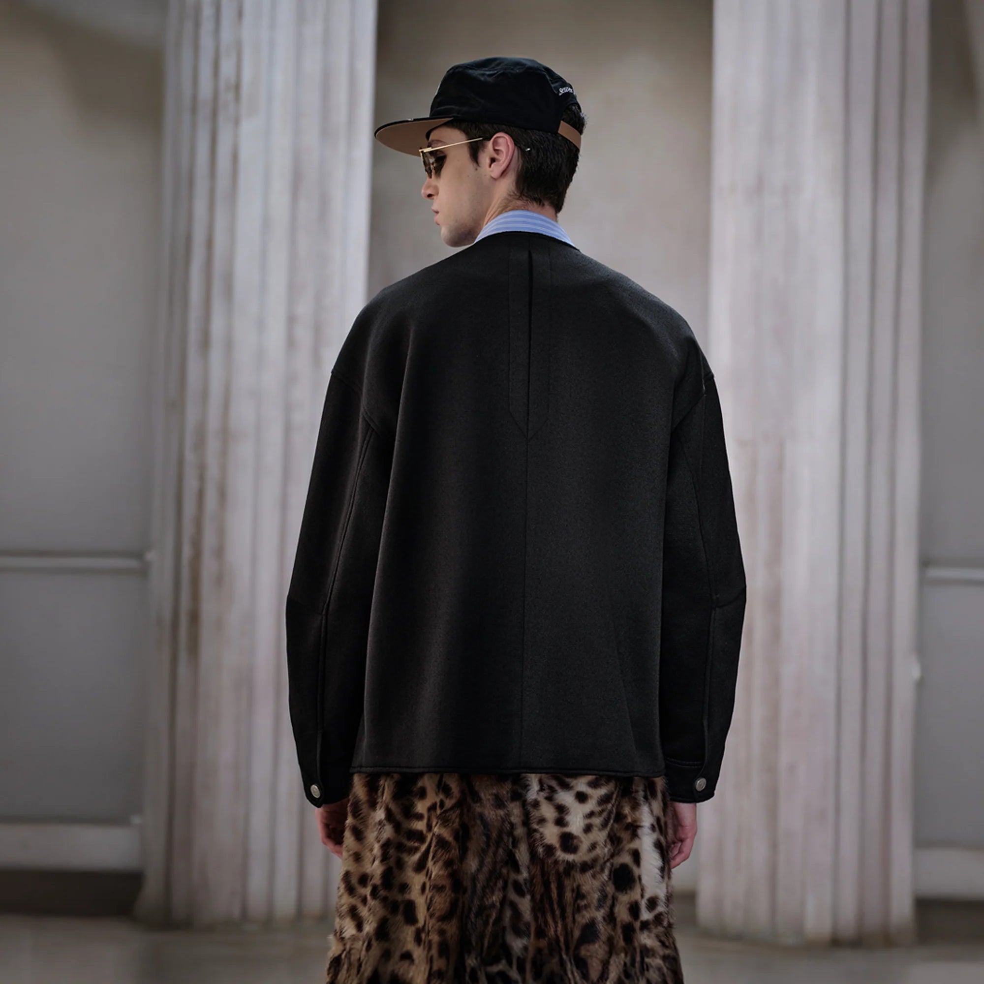 FACEONLAB Essential Badge Crewneck Jacket