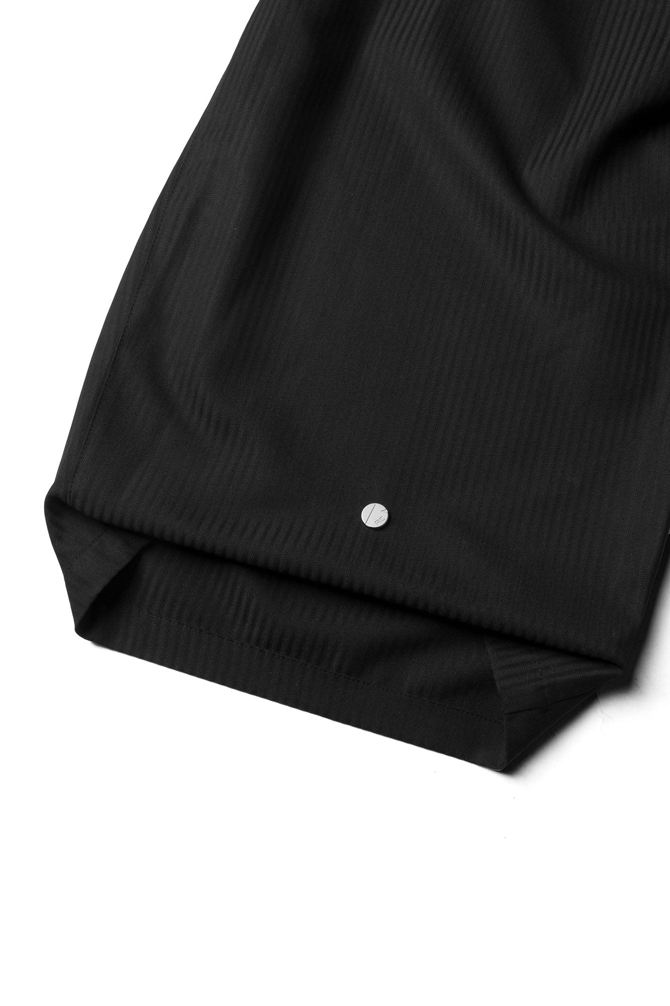RELABEL Pinstriped Detachable-Scarf Oversized Pants Black
