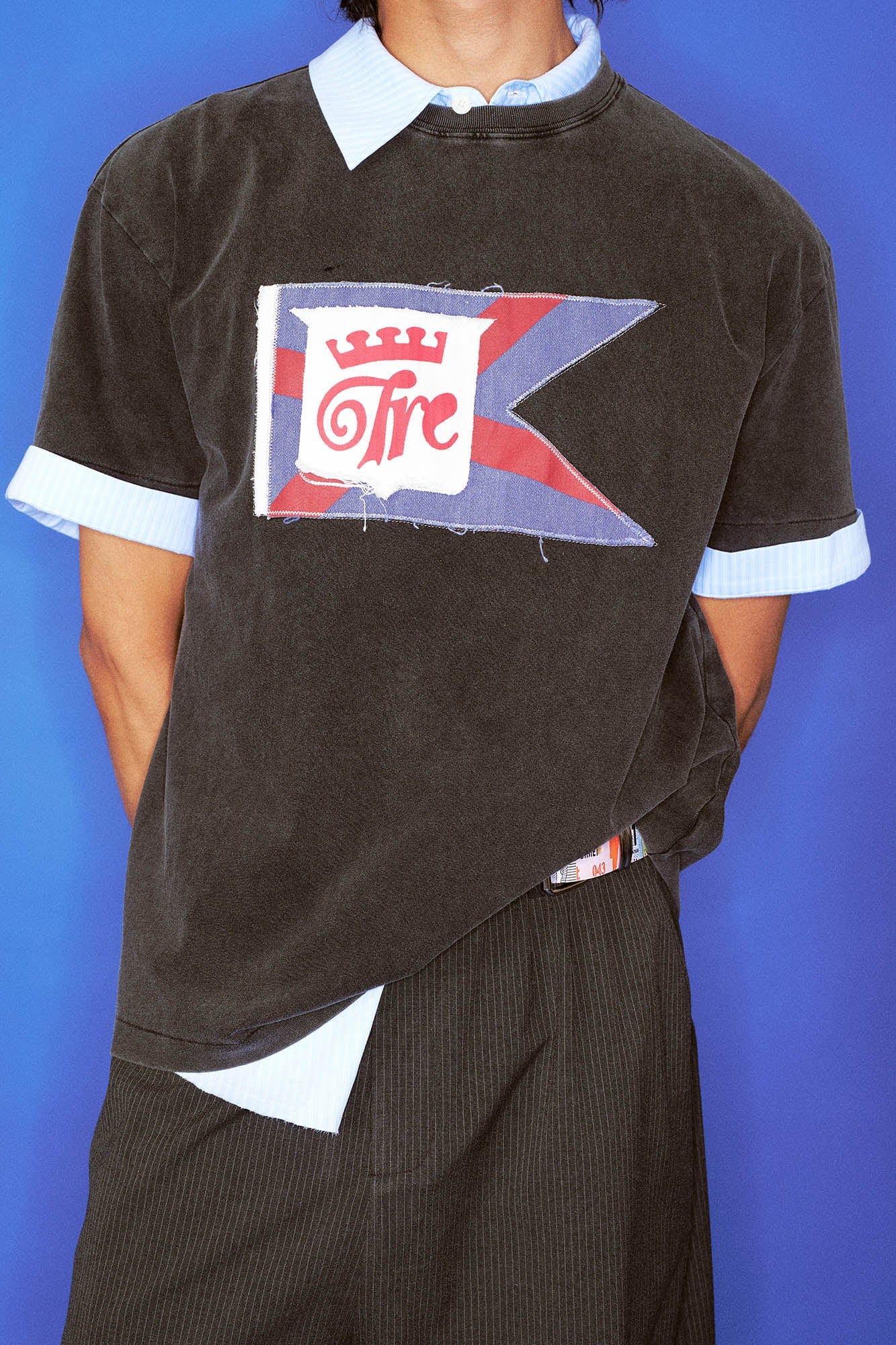 TRECLUB Frayed Patch Flag Washed T-Shirt