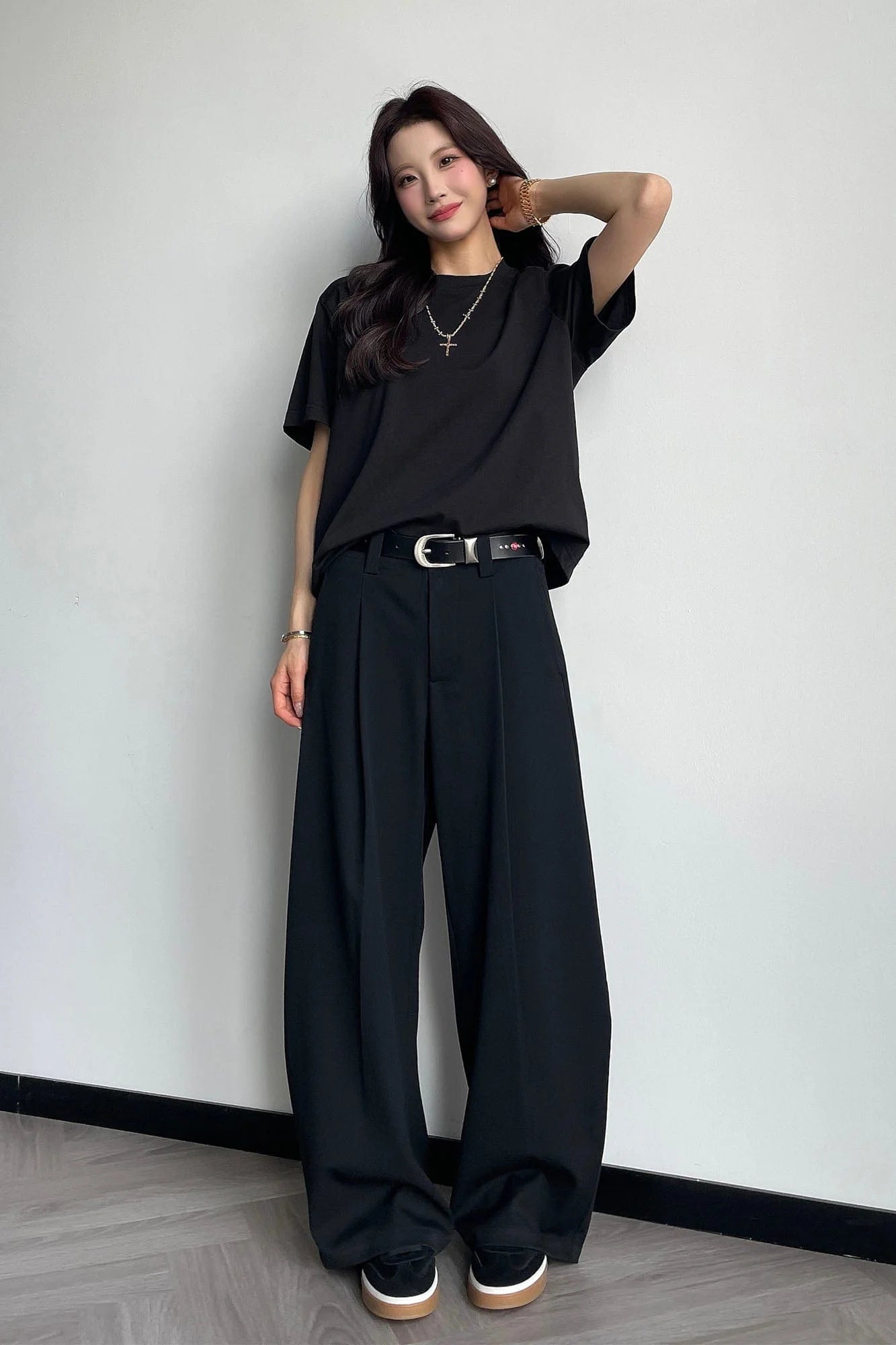 OKAYTHXBYE Pleated Curved Wide-Leg Trousers
