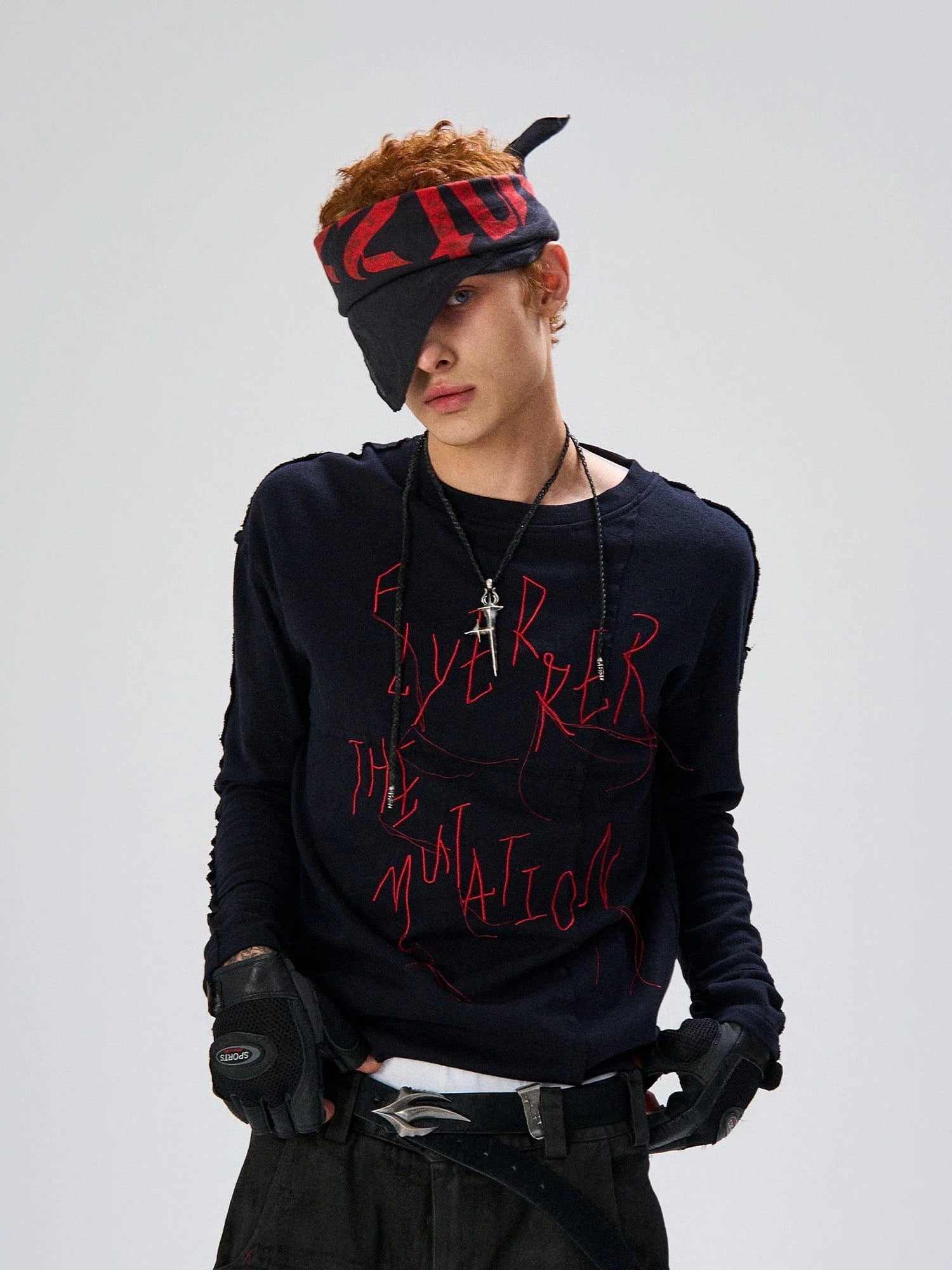 FLYERRER Cross-Panel Contrast Frayed Embroidered Long-Sleeve Tee