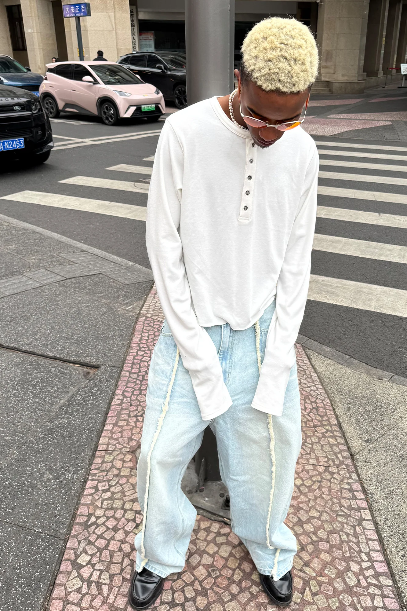 STEEPC Washed Frayed Seam Baggy Jeans