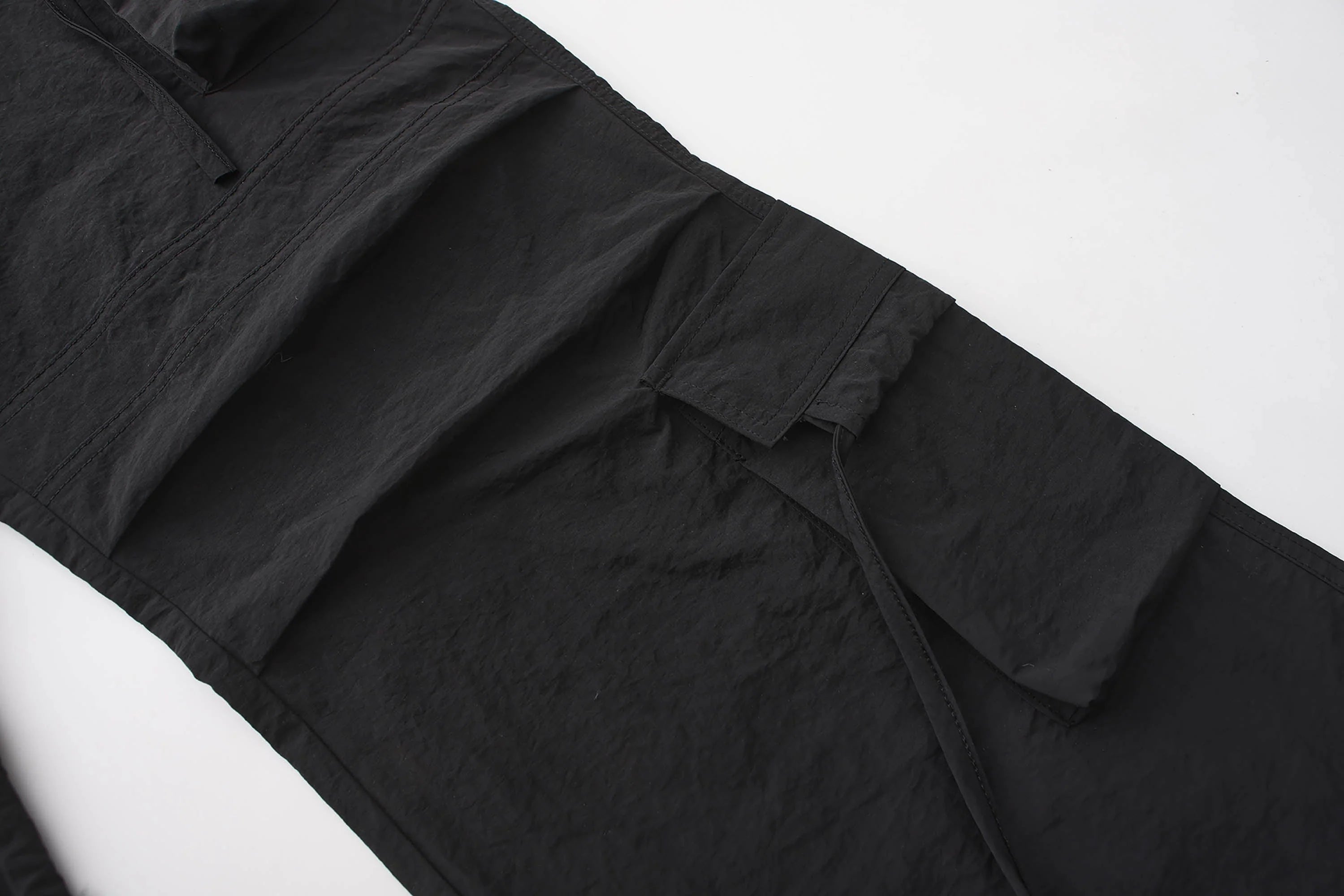 BLACK8MOB Eyelet Waist Tie Multi-Pocket Parachute Pants