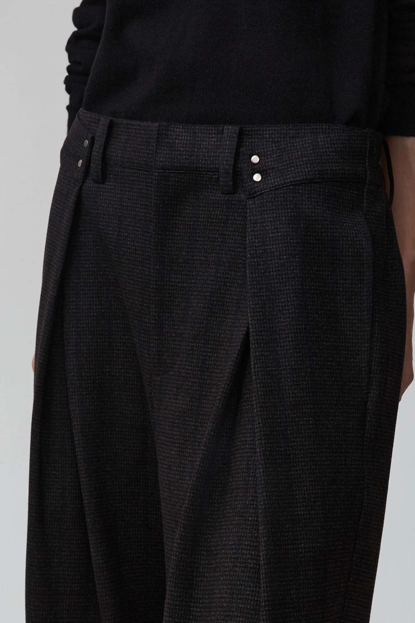 OPICLOTH Double-Pleated Mini-Check Trousers