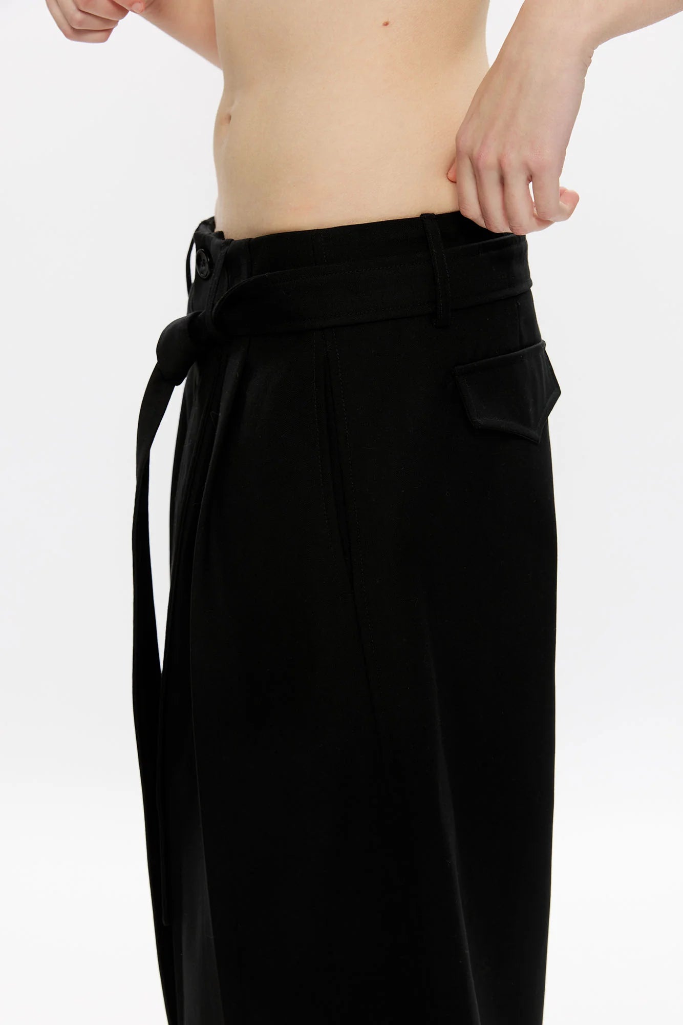KREATE Belted Pleated Wide-Leg Trousers
