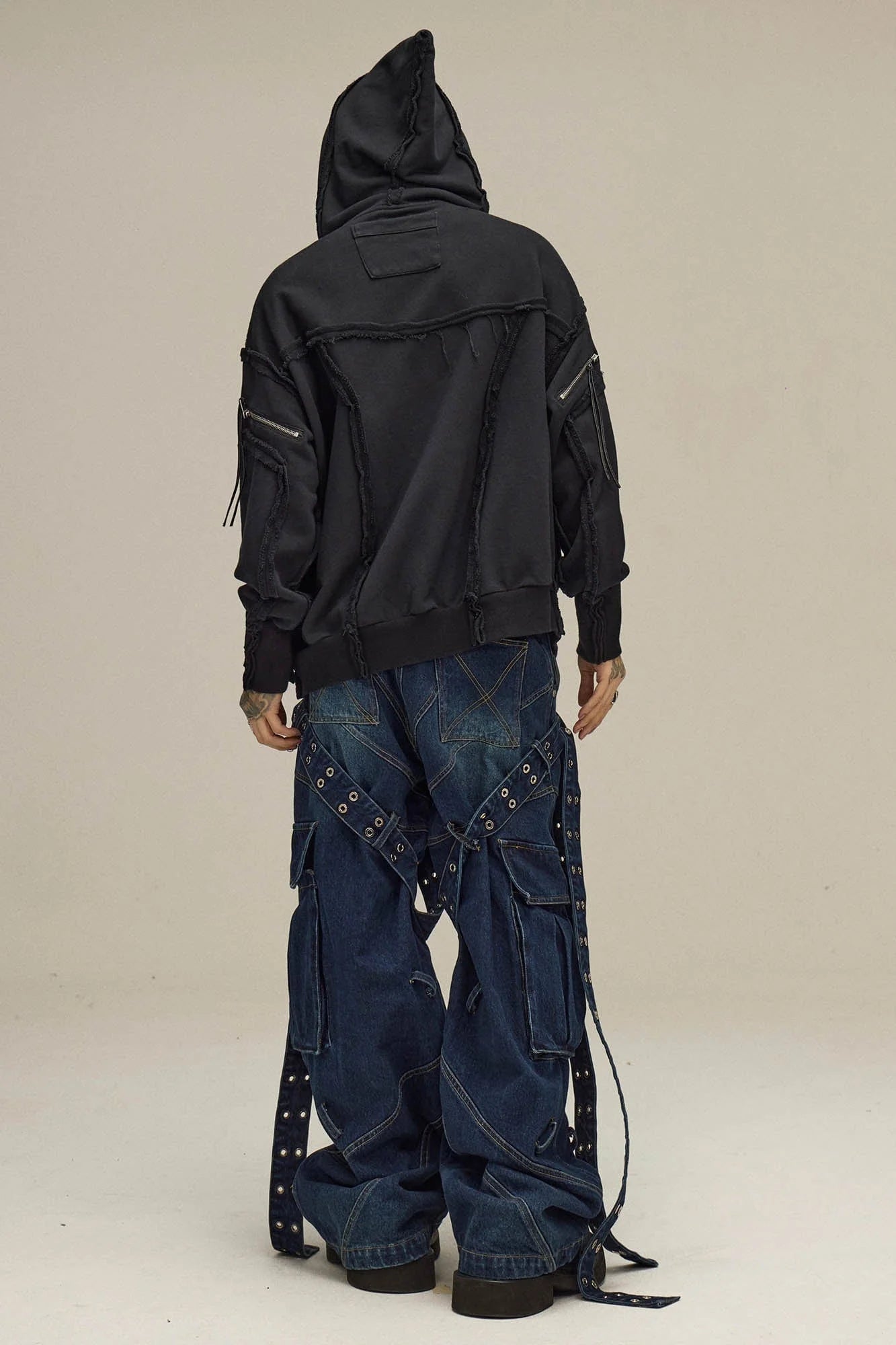 FLYERRER Asymmetrical Zip-up Frayed Hoodie