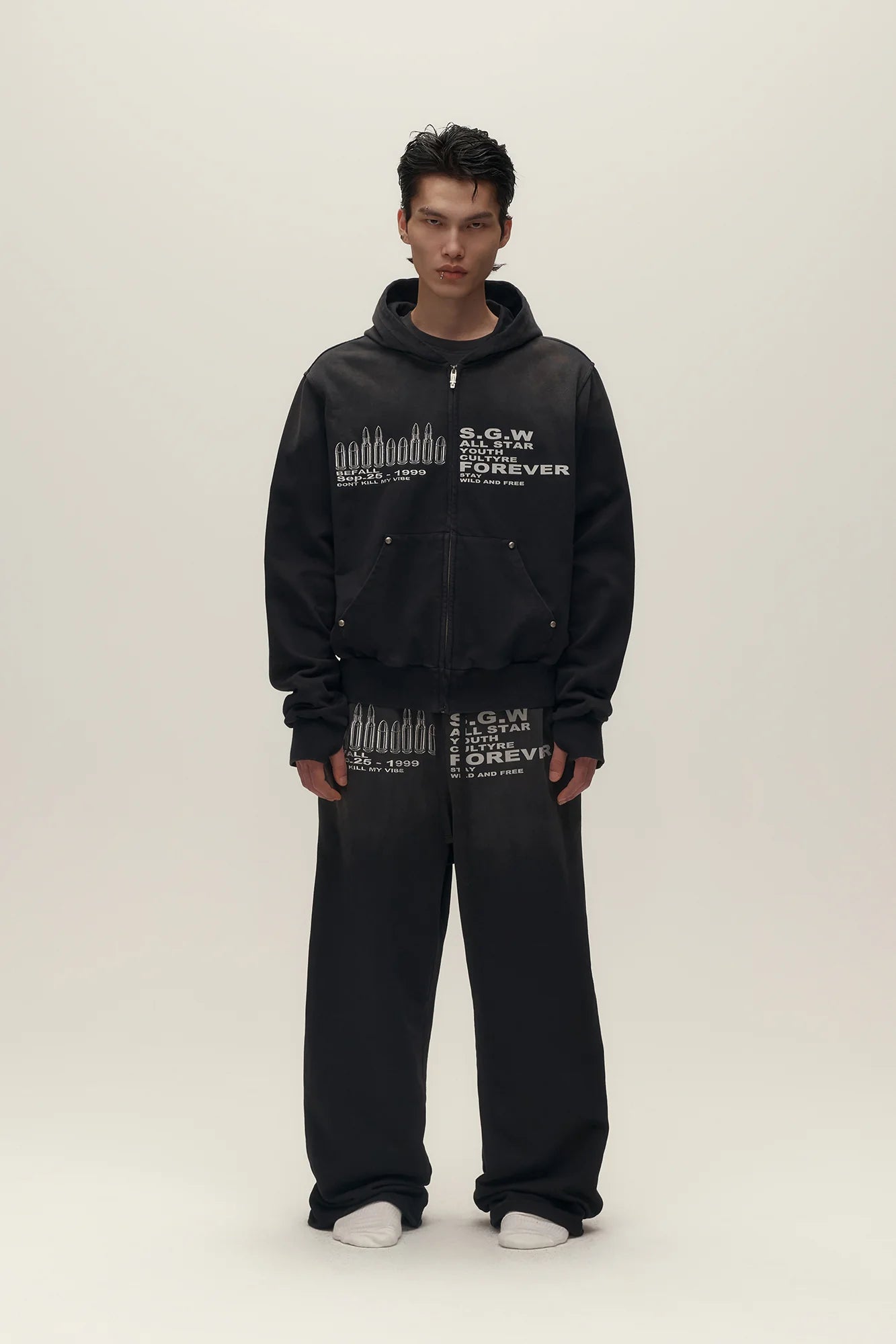 SAVAGEGROWTHWORLD Bullet Graphic Washed Wide-Leg Sweatpants