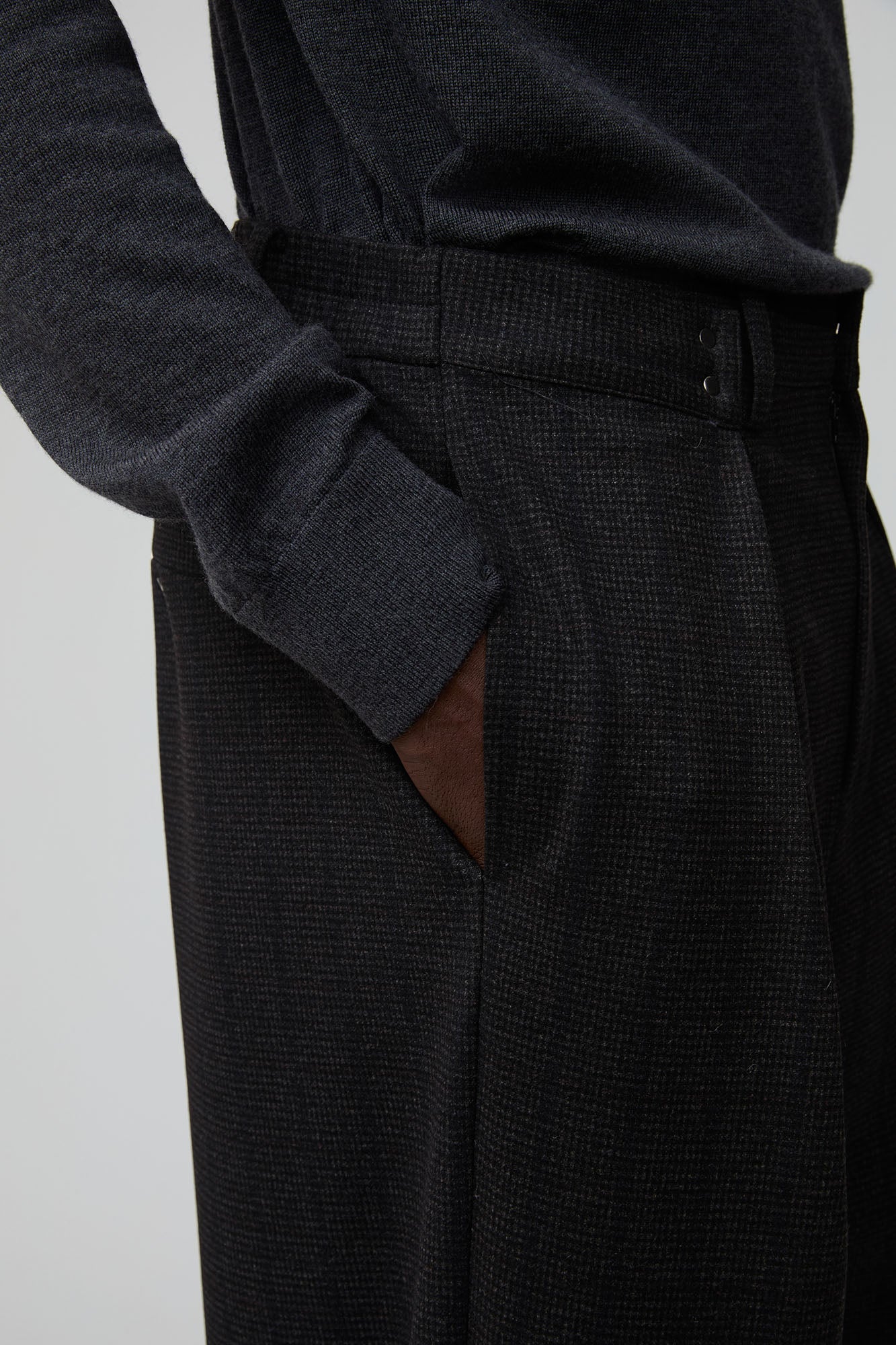 OPICLOTH Double-Pleated Mini-Check Trousers