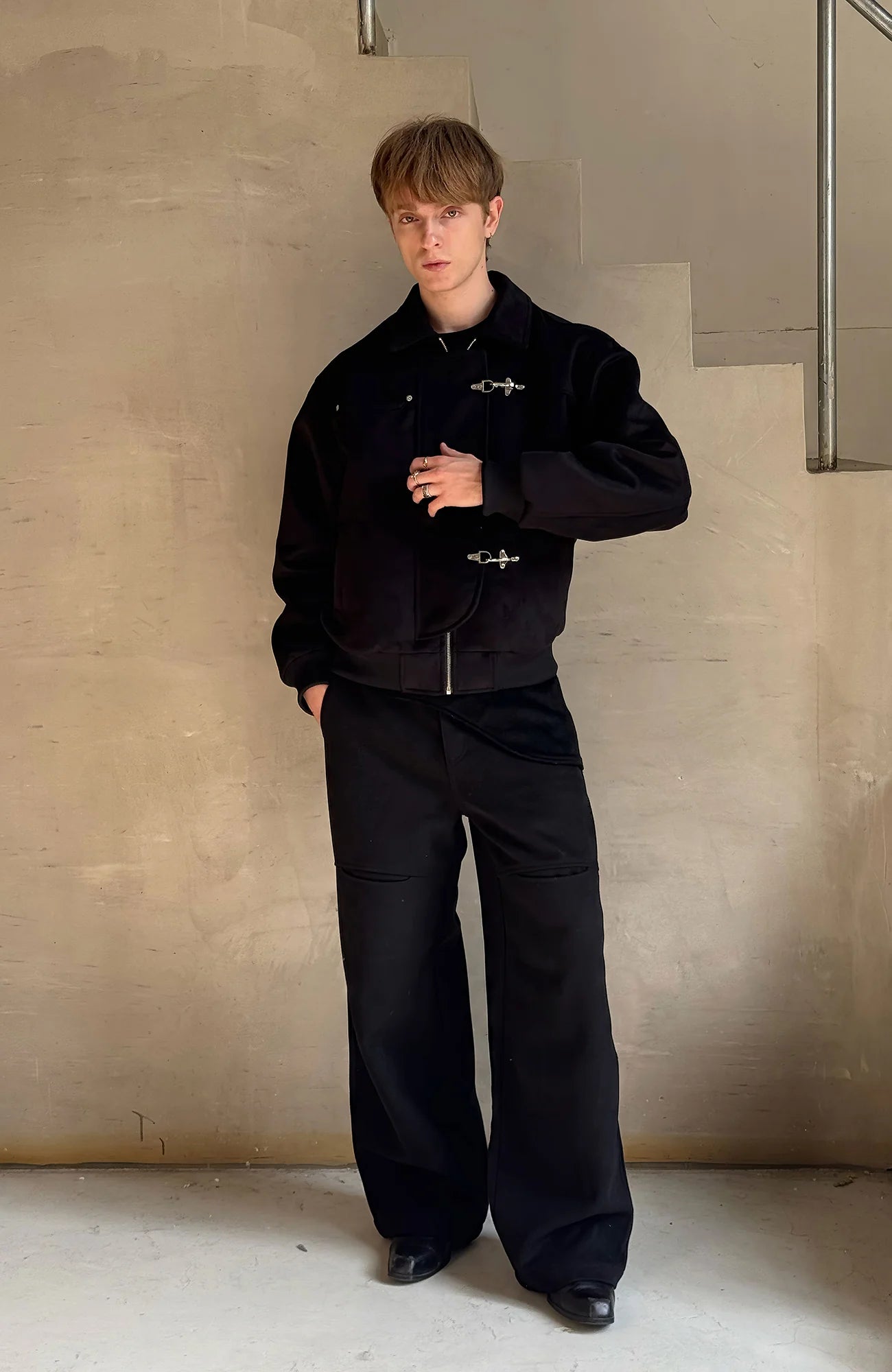 ESAIAS Harness-Lock Wool-Blend Wide-Leg Trousers
