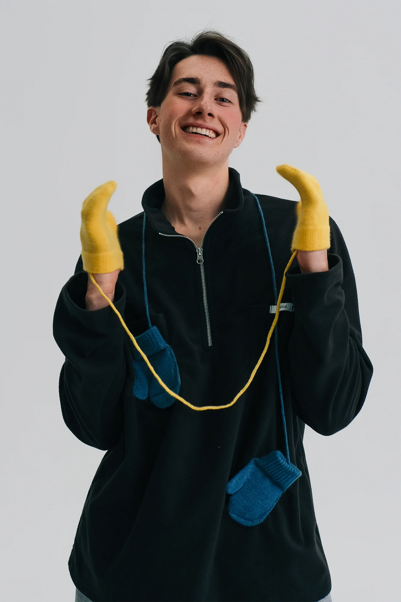 WIID Mitten-Chain Half-Zip Oversized Sweatshirt