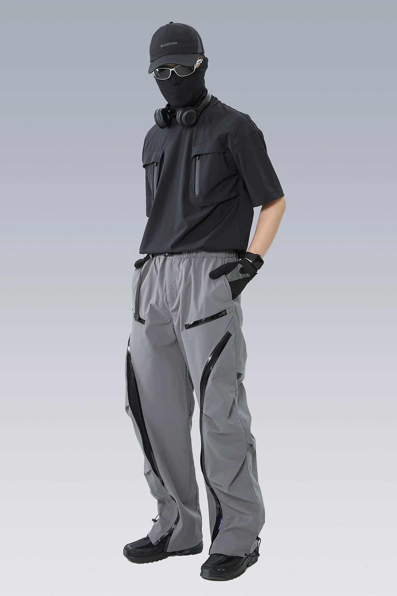 SILENSTORM Tactical Mesh-Back Zip Pocket T-Shirt