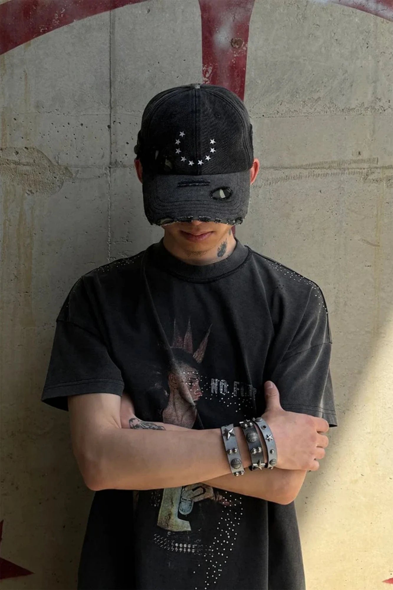 TECNINEGROUP Camo Distressed Panel Star Embroidered Cap