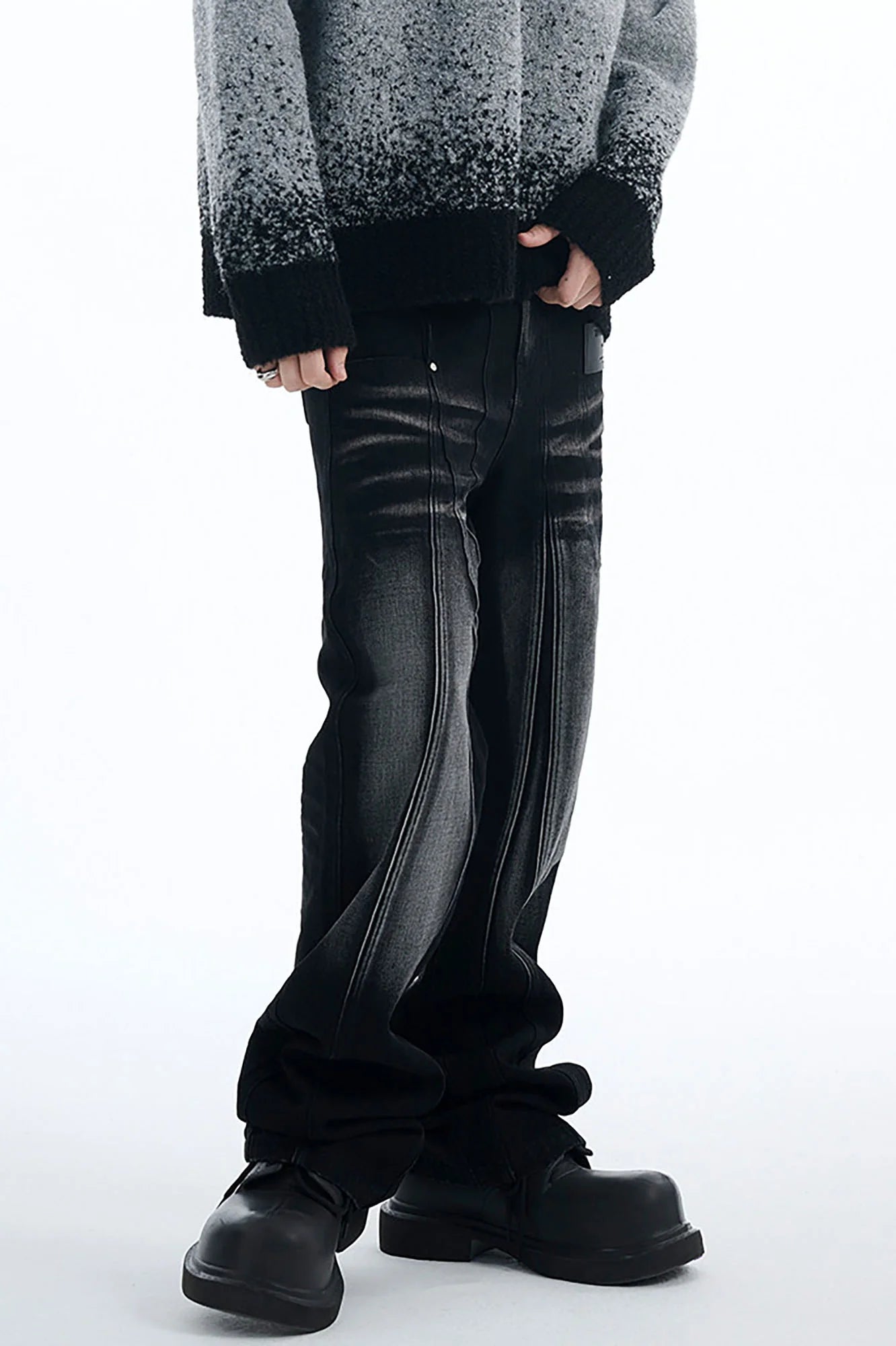 TIWILLTANG Whiskering Washed Panel Straight-Leg Jeans