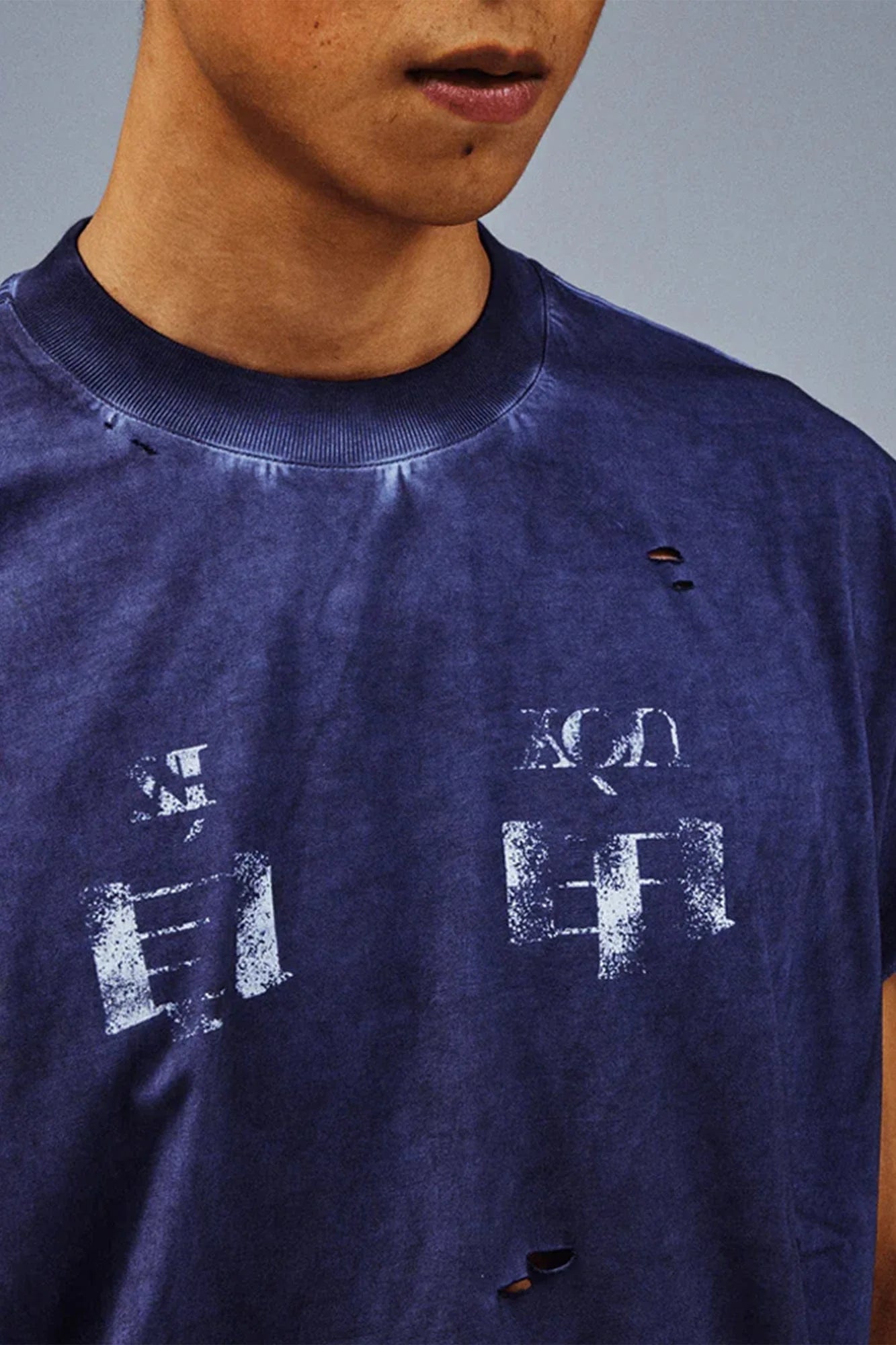 TECNINEGROUP Distressed Blue-Dyed Graphic T-Shirt