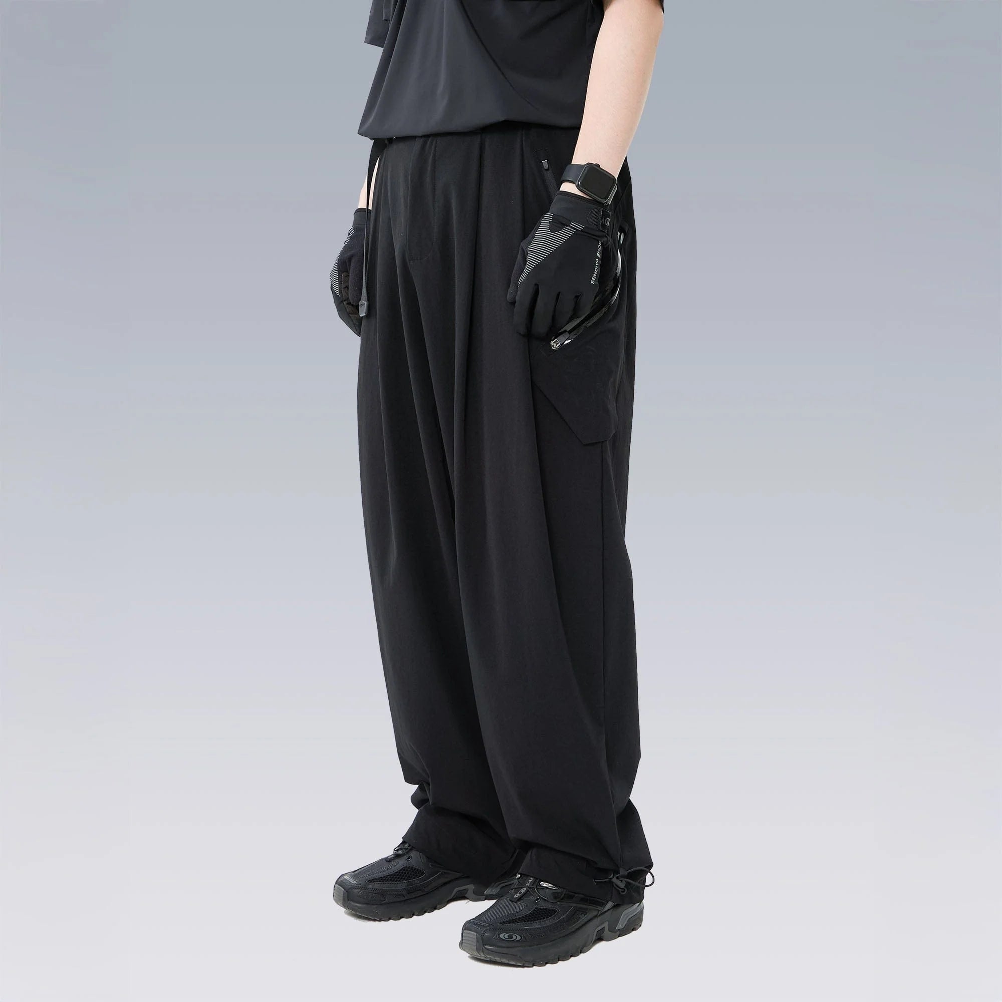 SILENSTORM Drawstring-Hem Webbing Belt Utility Pants