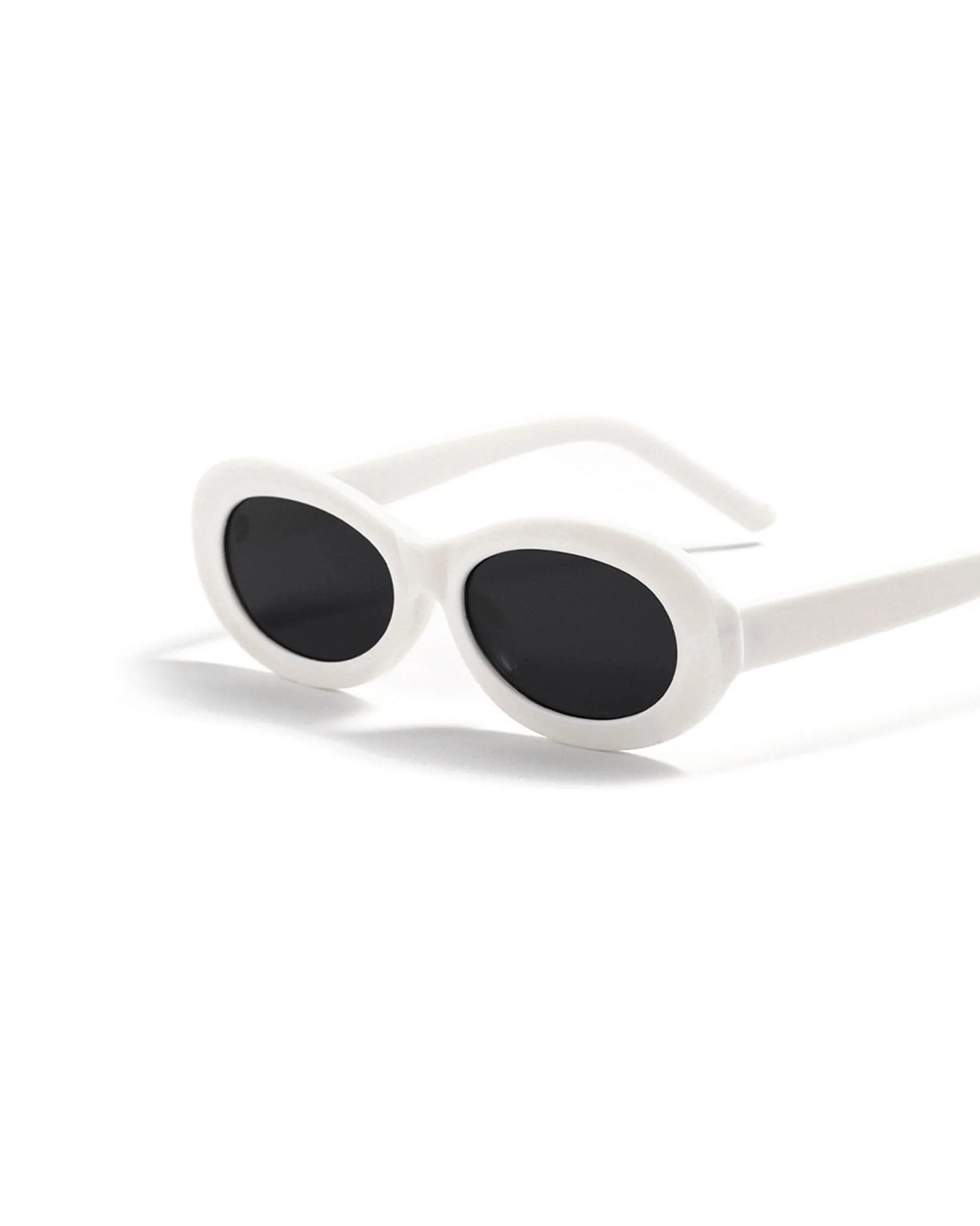 DAMAGE ASIA OPTICALS The Oval Sunglasses