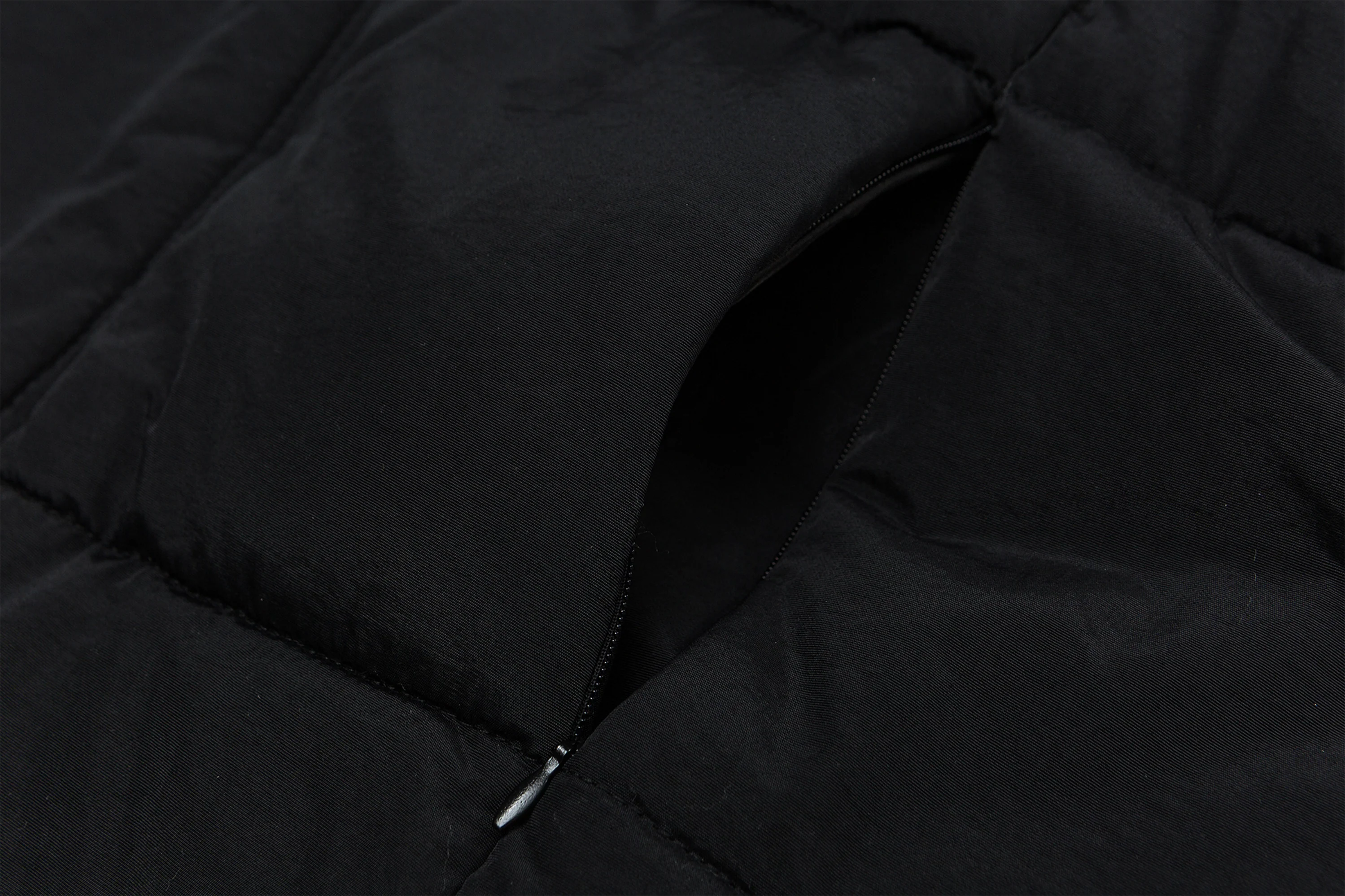 ME DA IGUAL Detachable Sleeve Stand-Collar Quilted Jacket