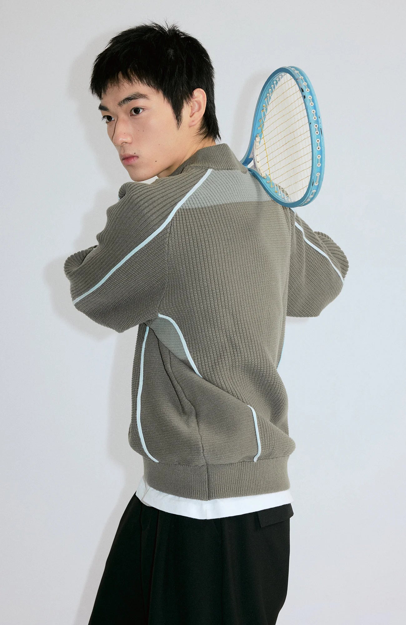 ROARINGWILD A ARCH Contrast Panel Raglan Half-Zip Sweater