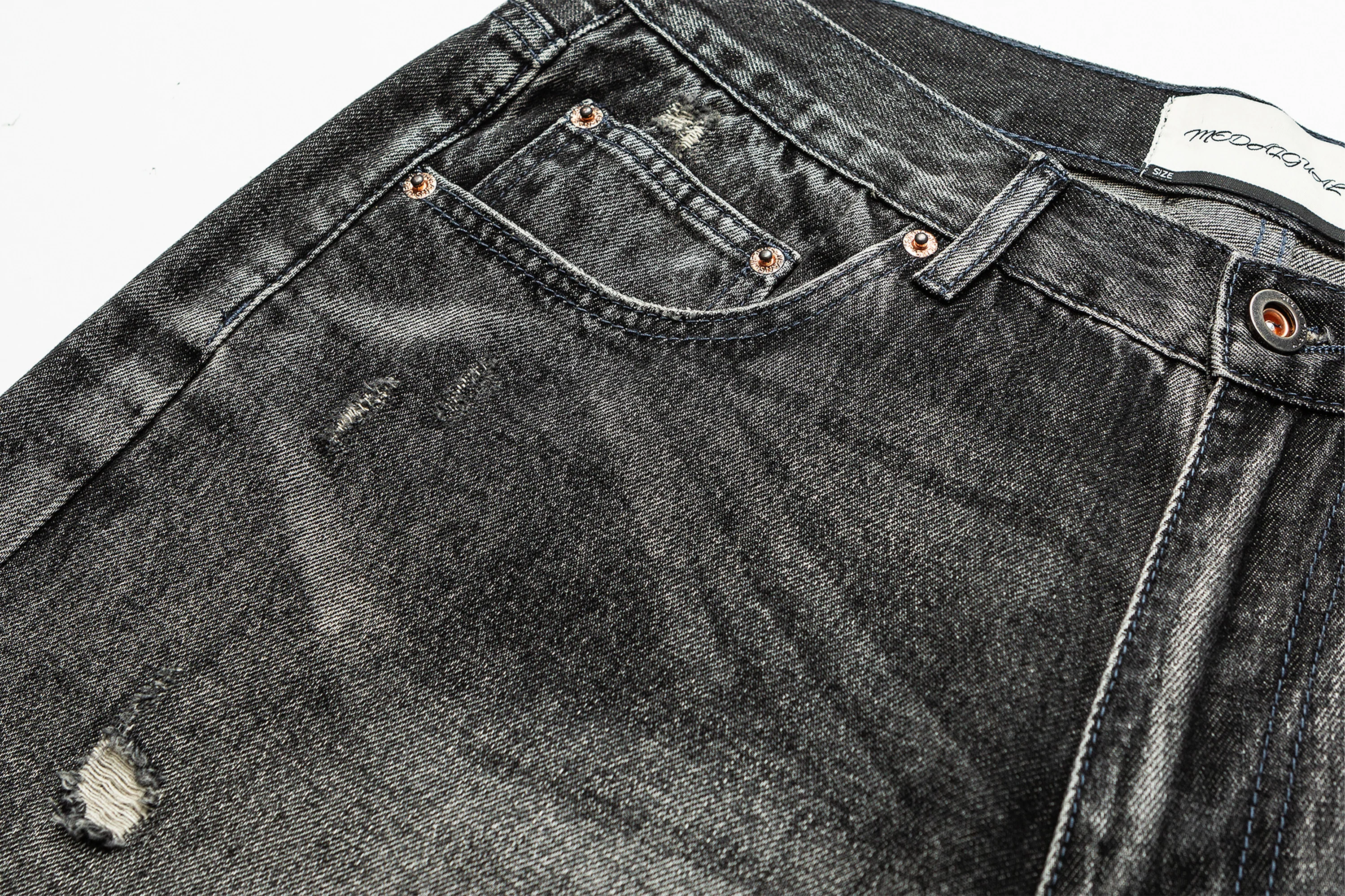 ME DA IGUAL Washed Destroyed Patch Straight-Leg Jeans