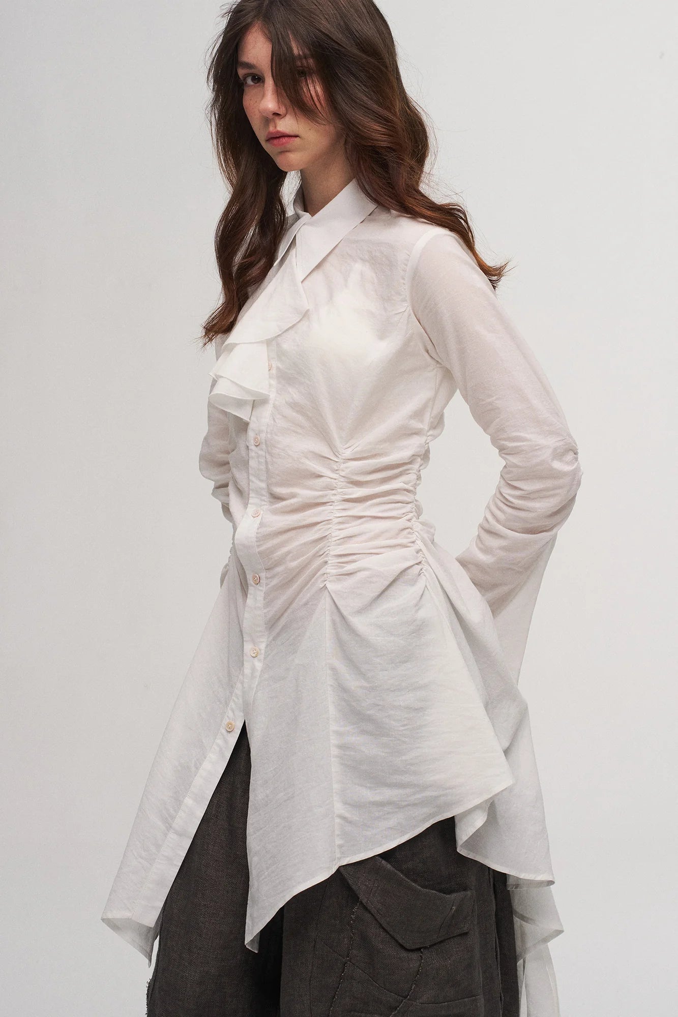 ILNya Nieternite Nifutur Ruched Waist Ruffle-Neck Long Shirt