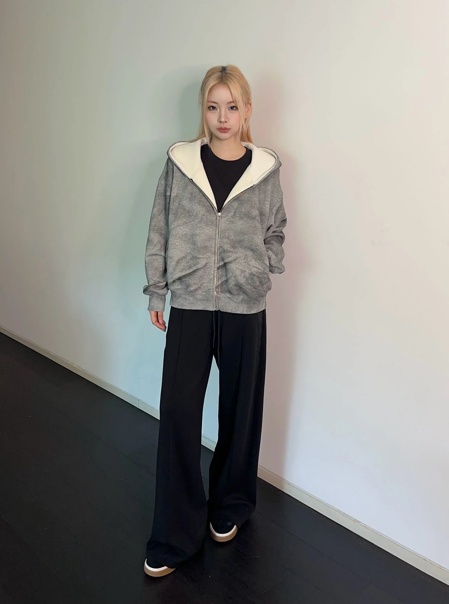 OKAYTHXBYE Essential Sherpa-Lined Boxy Zip Hoodie