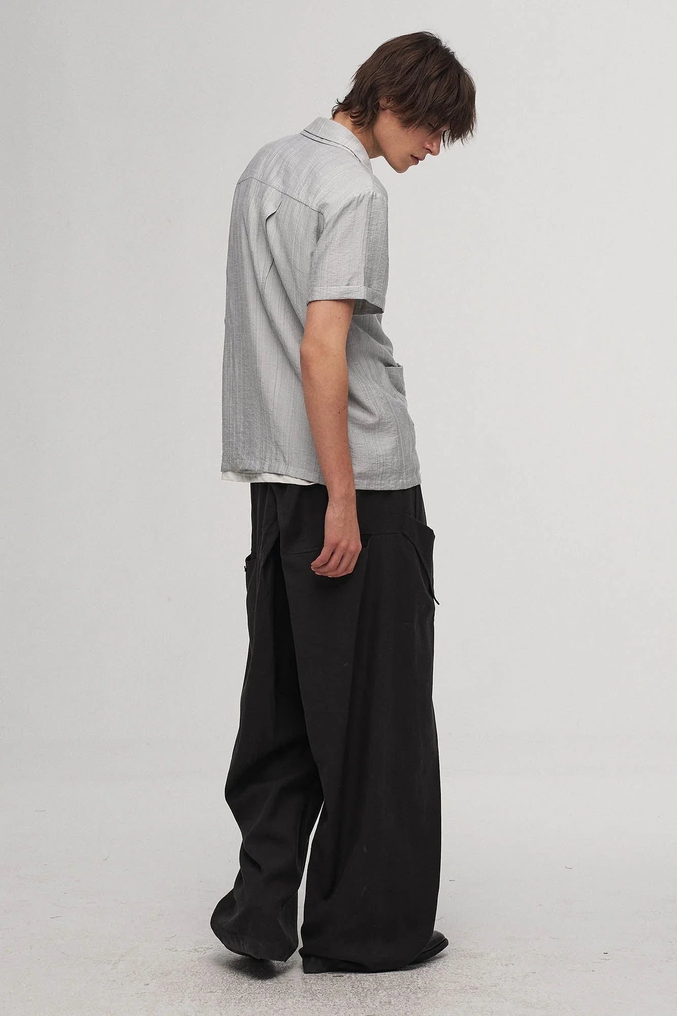 ILNya Nieternite Nifutur Stripe Crinkled Spliced Layered Collar T-Shirt Silver