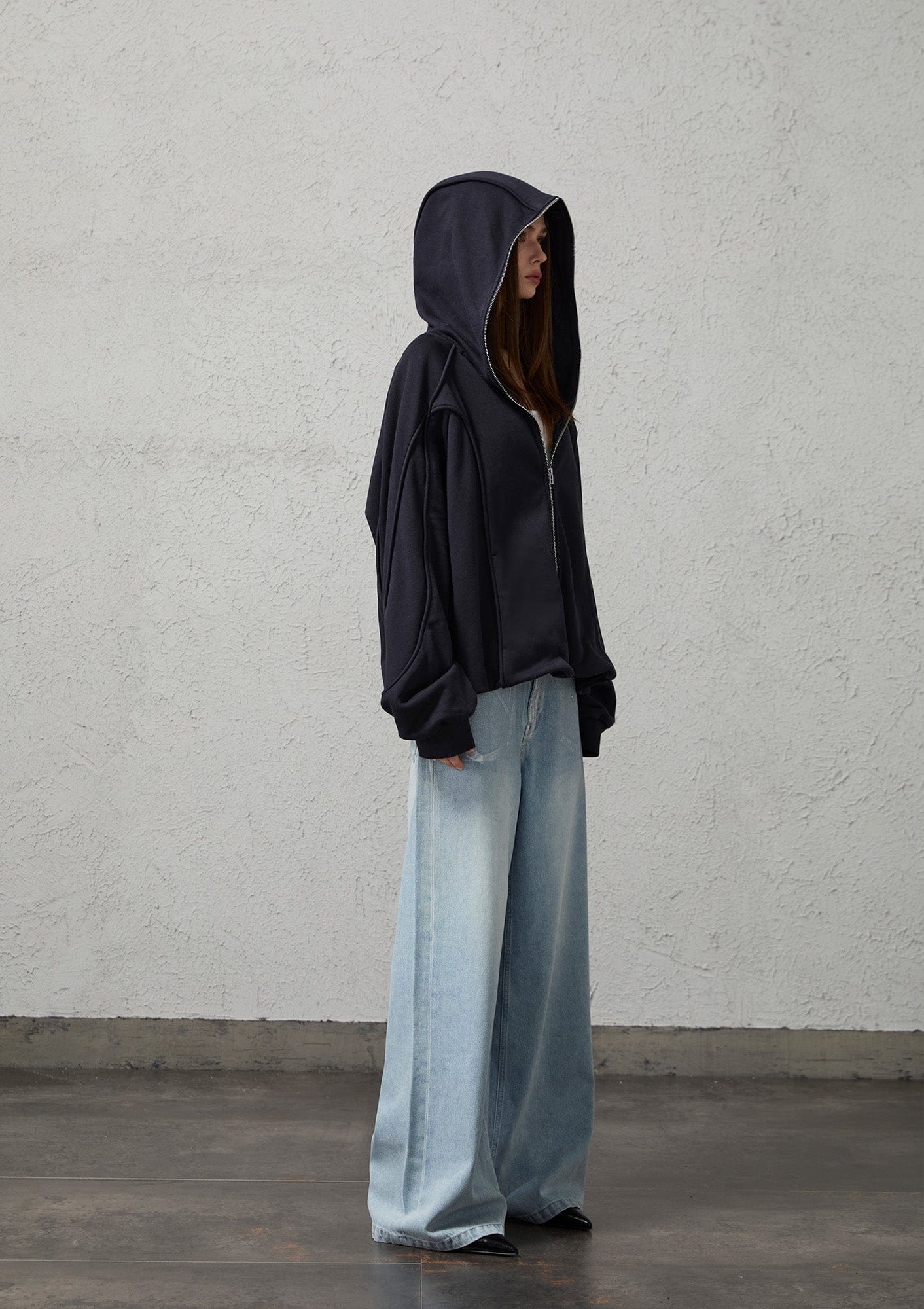 ORGANIC EMOTION Curved Panel Drawstring-Hem Zip-Up Hoodie
