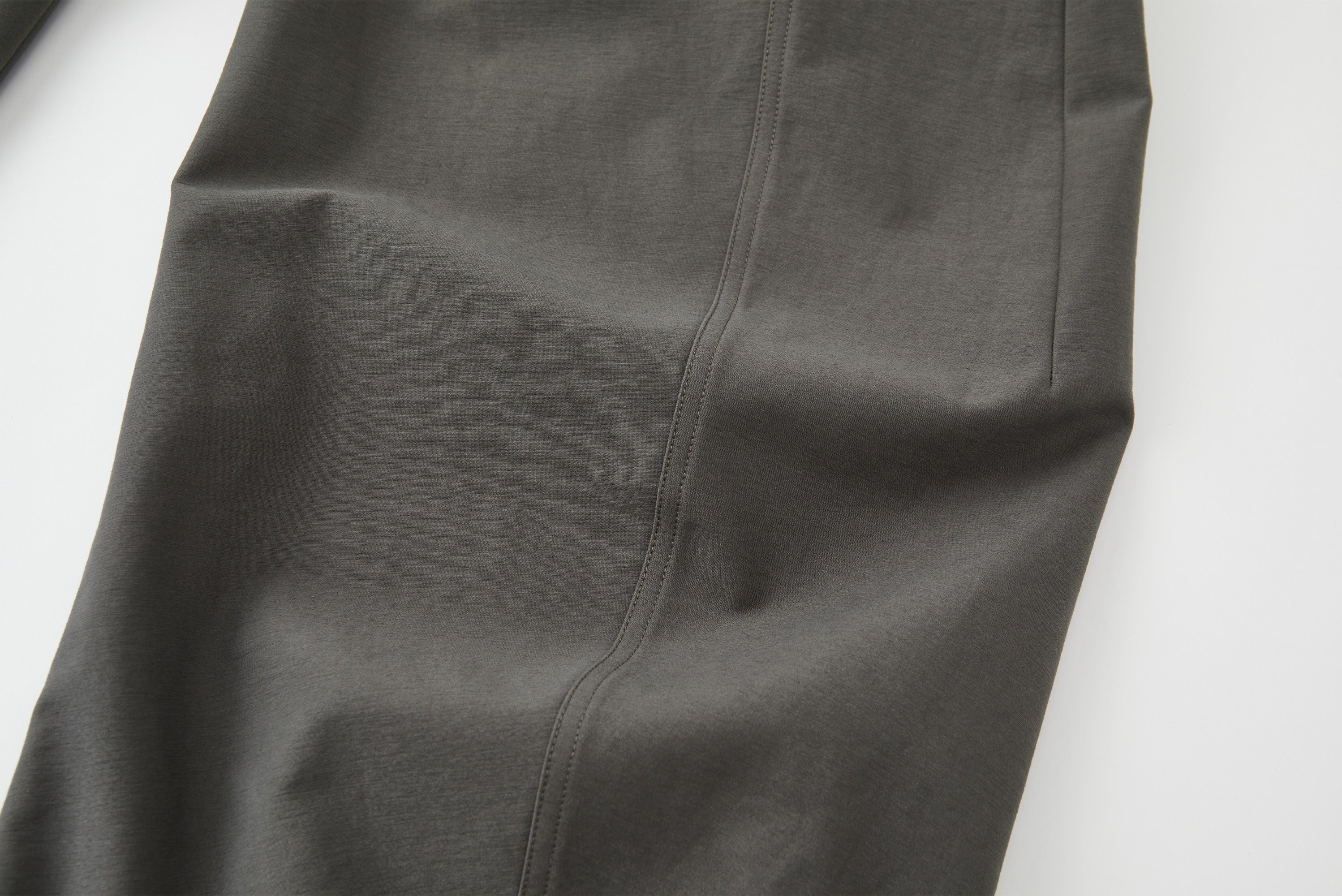 OPICLOTH Retro Curved-Cut Tailored Pants