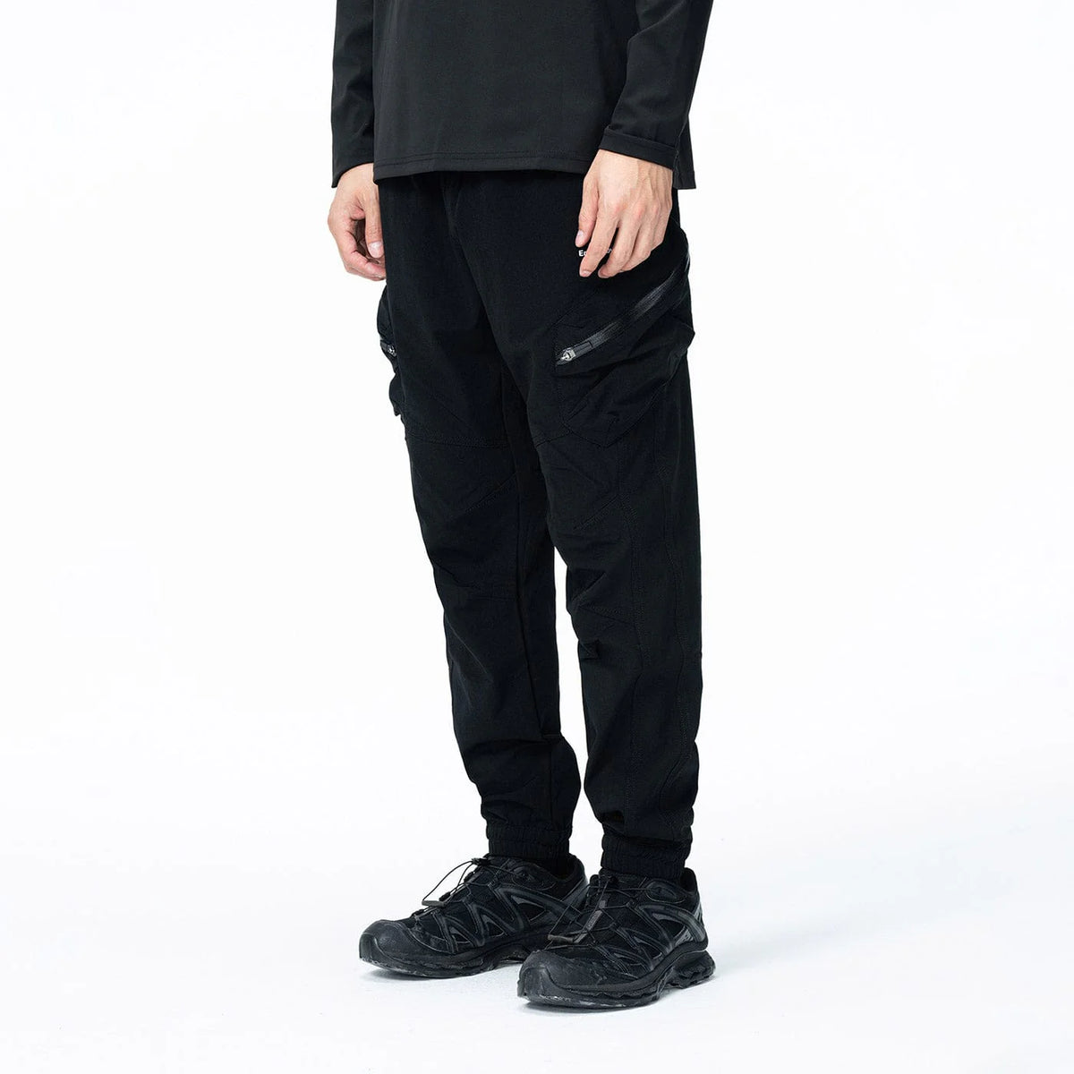 ENSHADOWER Diagonal Zipper Jogger