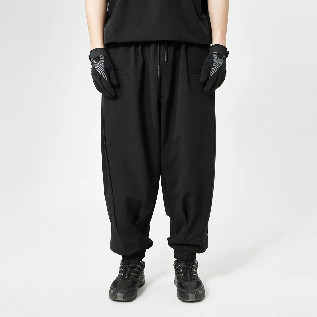 SILENSTORM Double-Zip Wide-Leg Jogger Pants