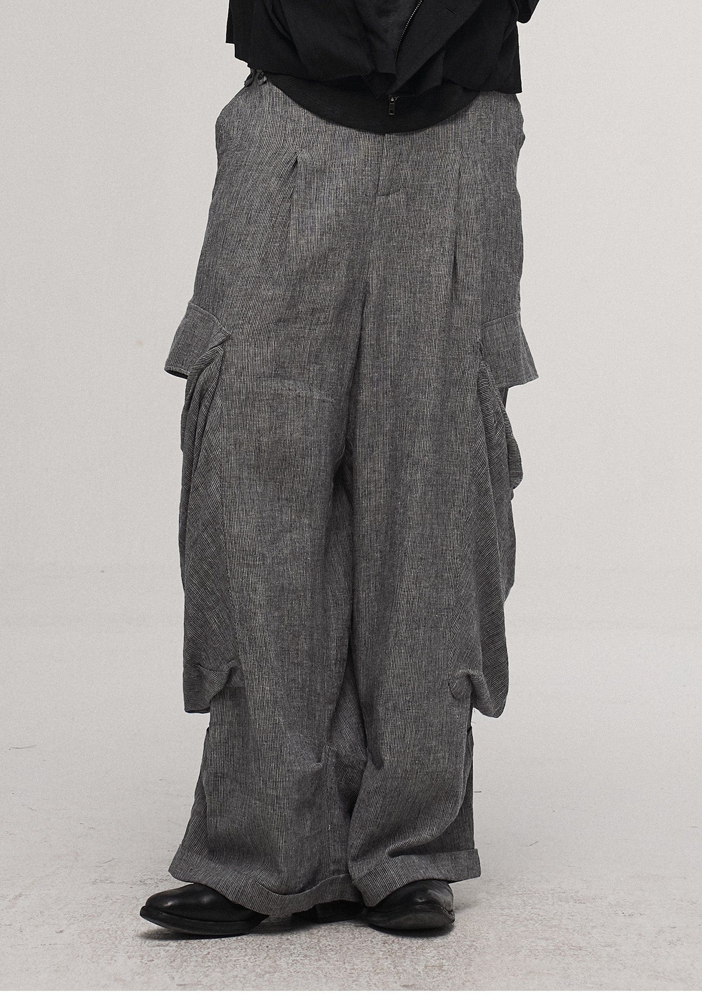 ILNya Nieternite Nifutur Big Pockets Cotton-Linen Wide-Leg Pants