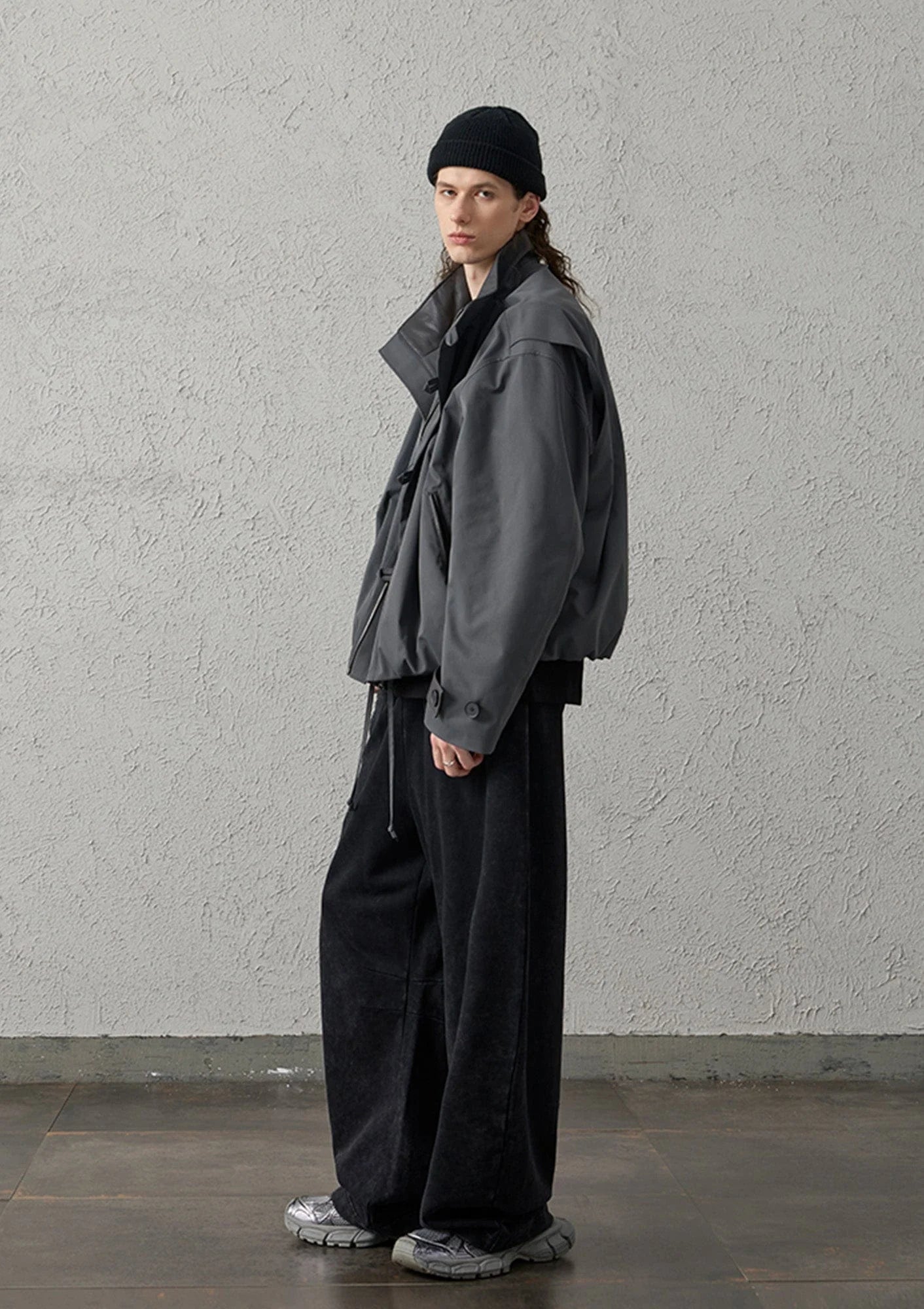 ORGANIC EMOTION Waxed-Wash Oversized Curved Pants
