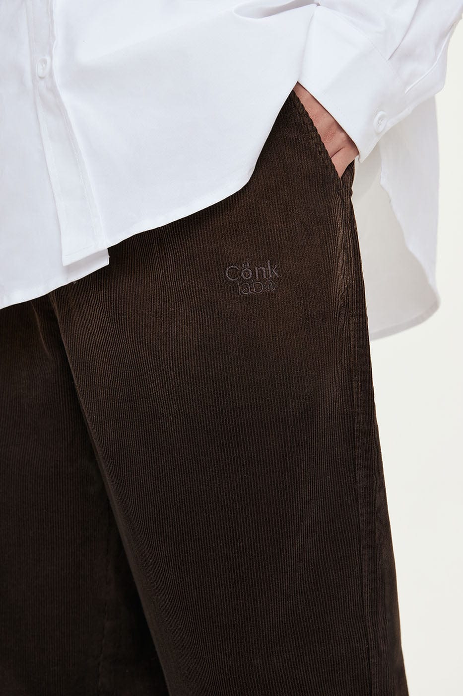 CONKLAB Creased Gradient Straight Pants