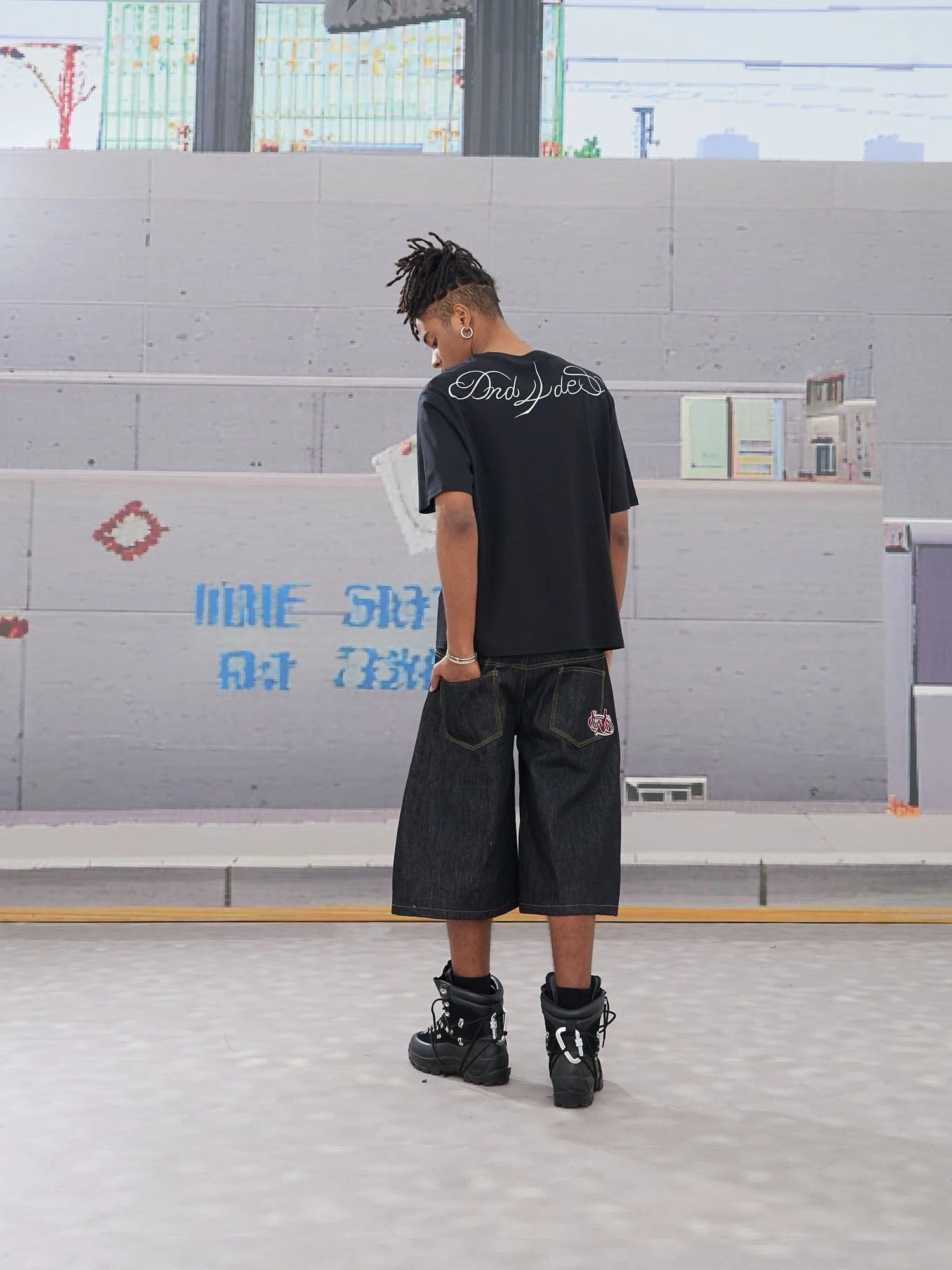 DND4DES Batwing Spliced Double-Waistband Raw Denim Shorts