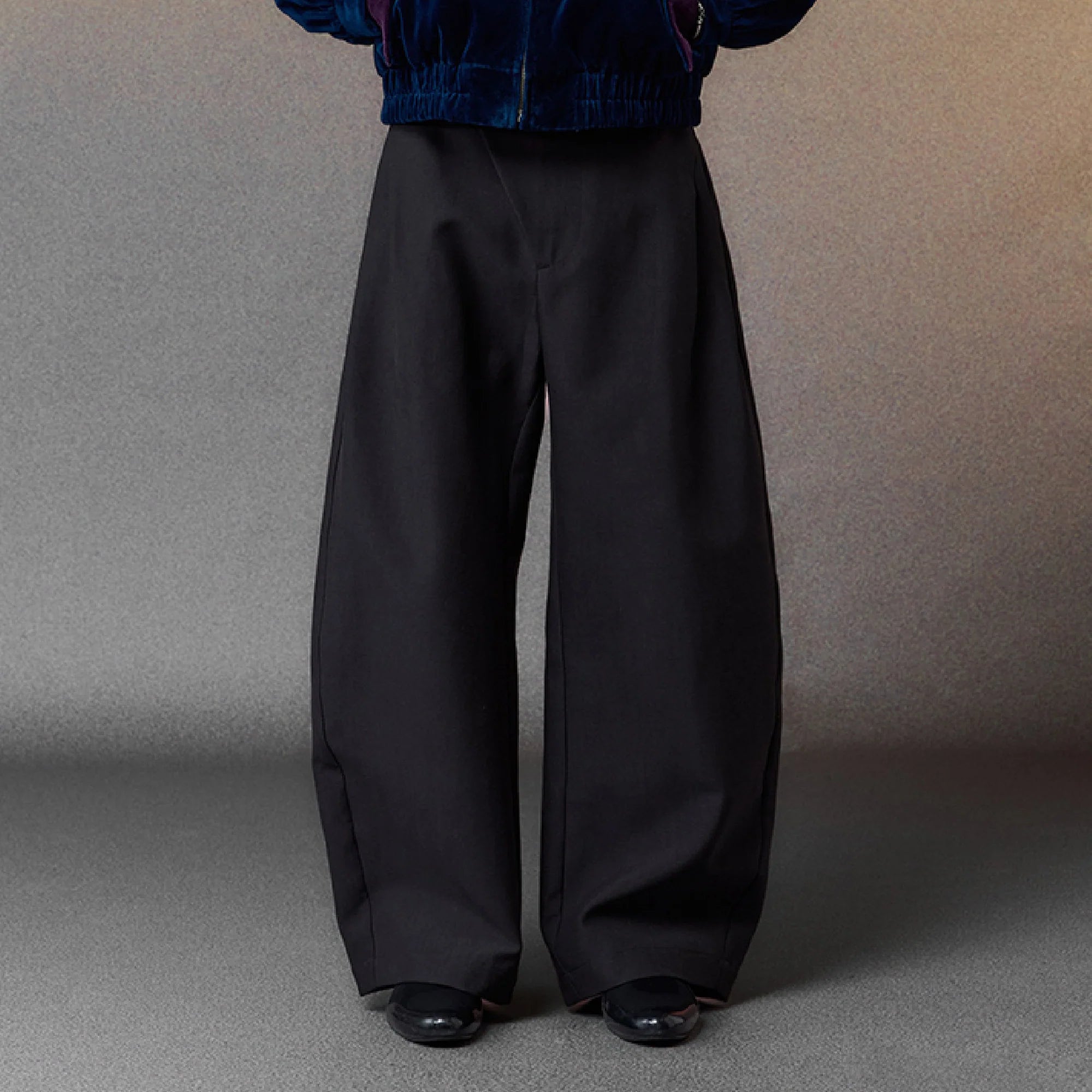 ALVNG AR ANTS Asymmetric Pleated Wool-Blend Wide-Leg Trousers